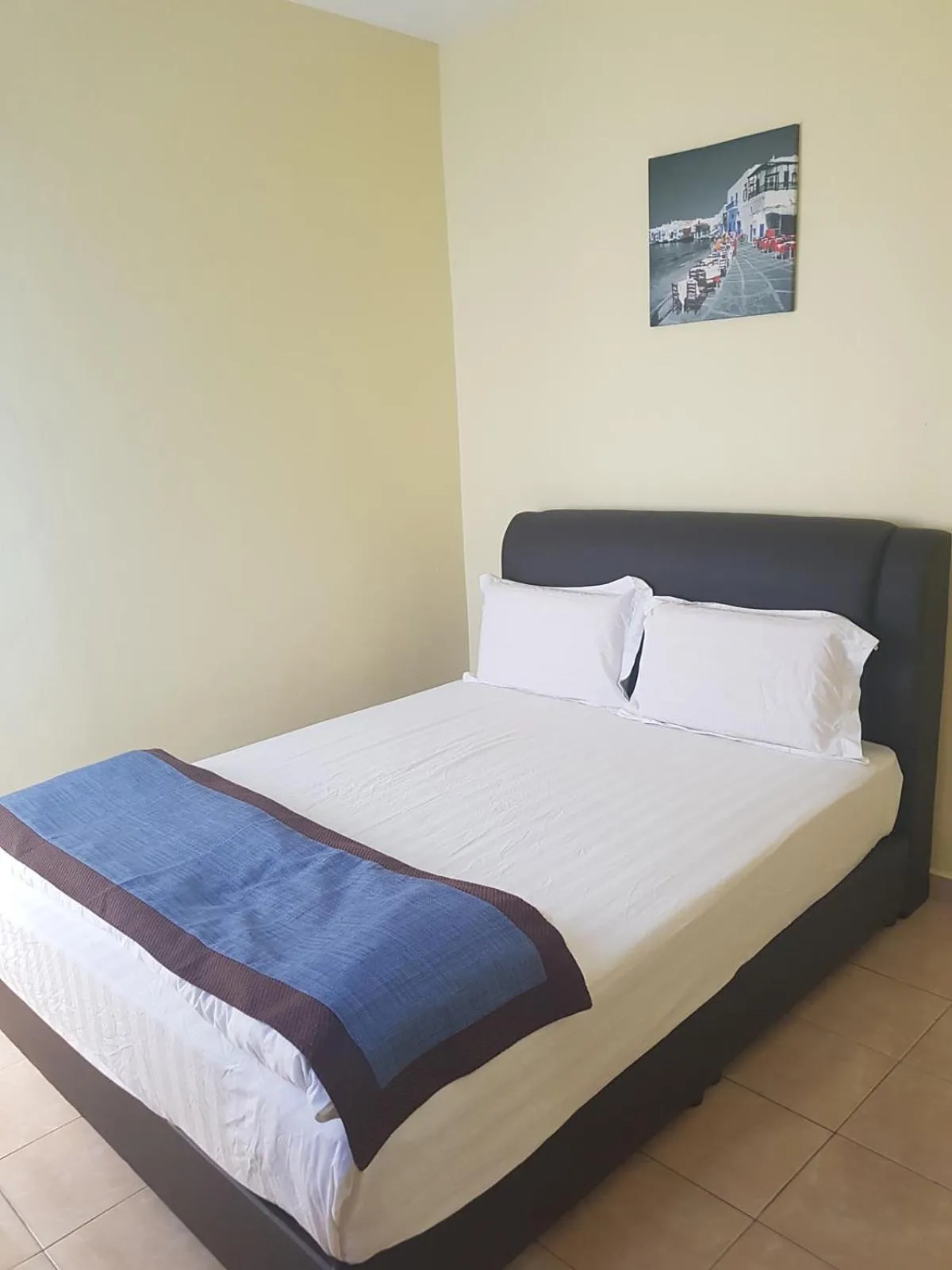 Bedroom in Maha Hotel