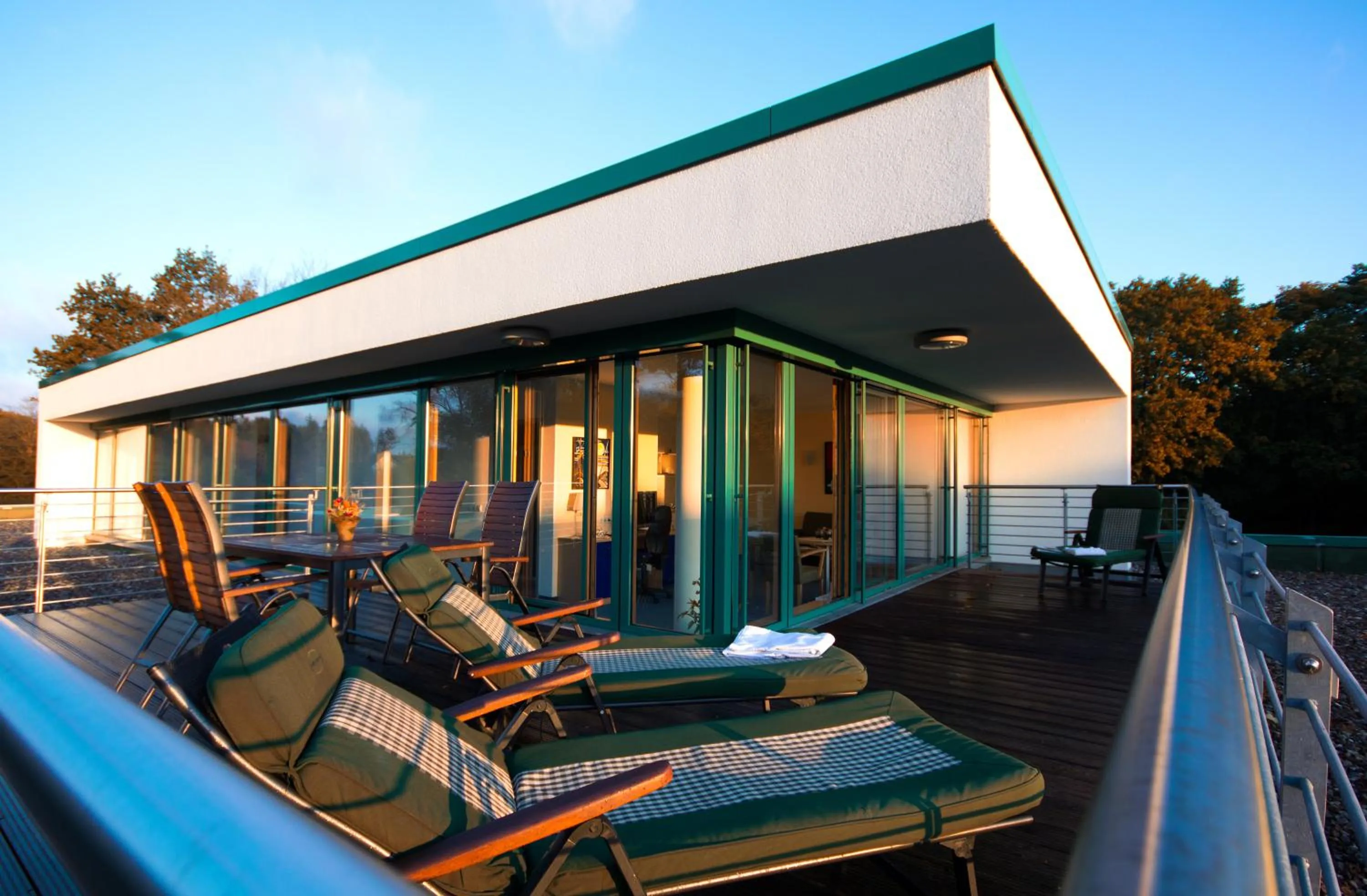 Property building in Hotel Edison