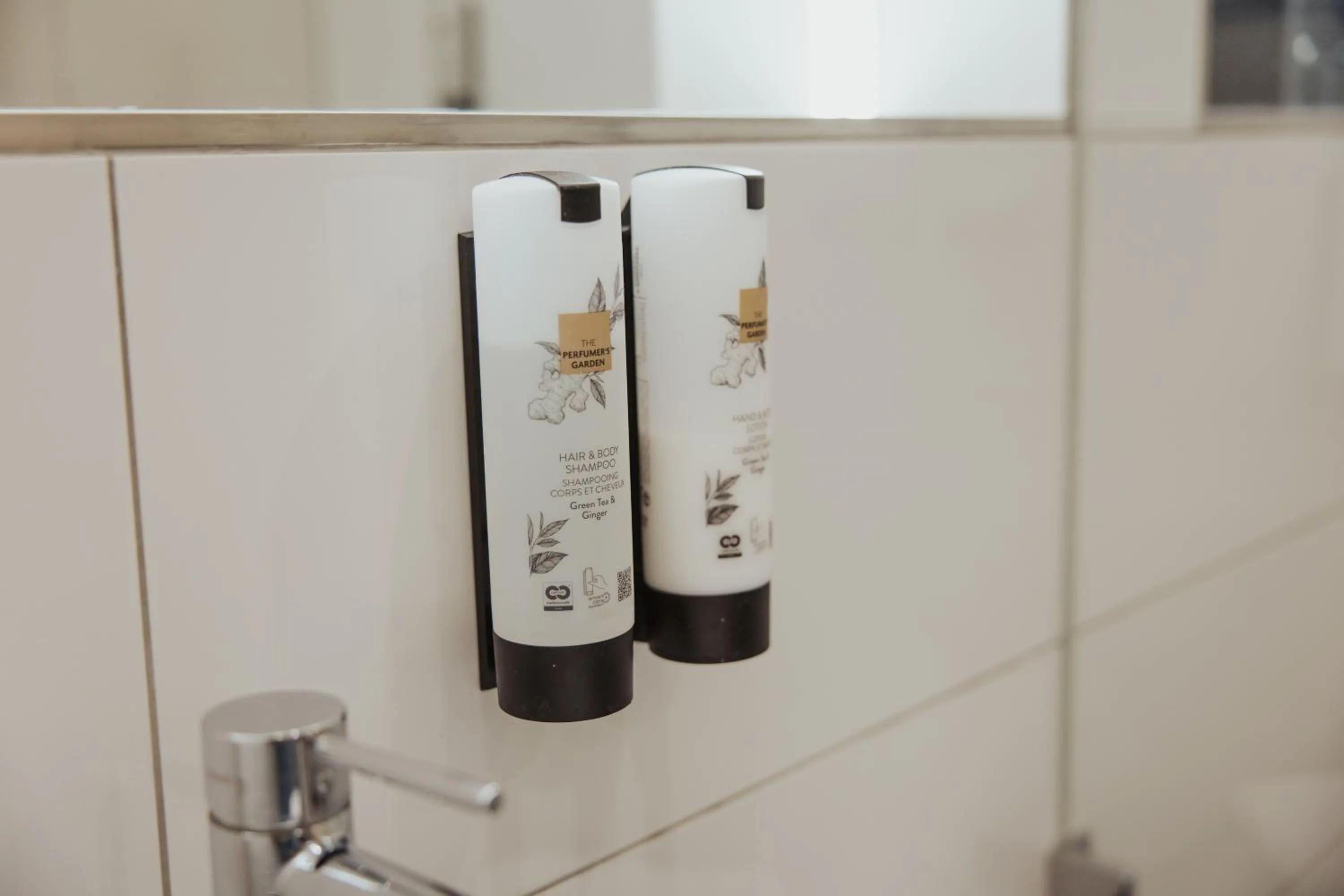 Bathroom in Parkhotel IV Jahreszeiten Kühlungsborn