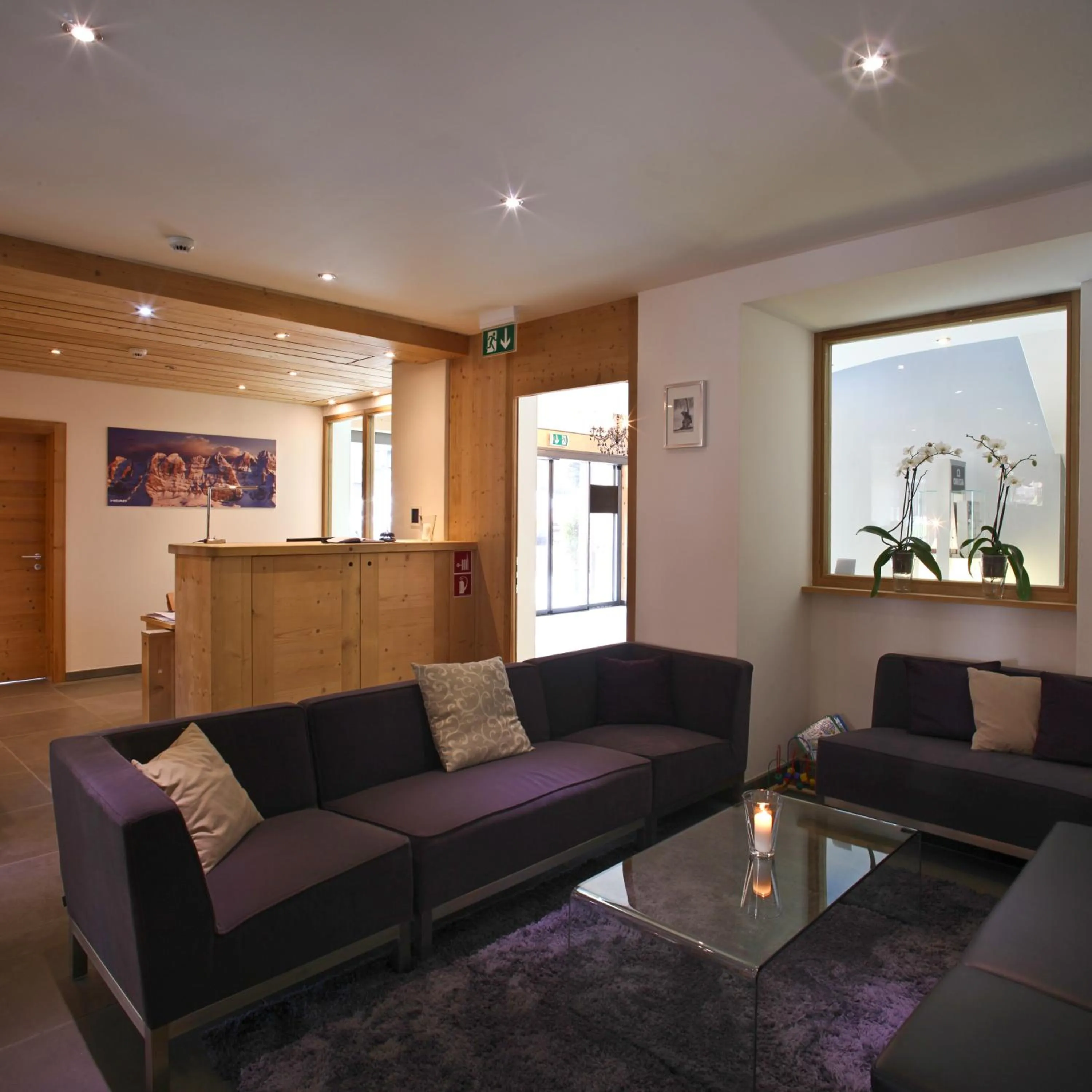 Lobby or reception in Helvetia hotel