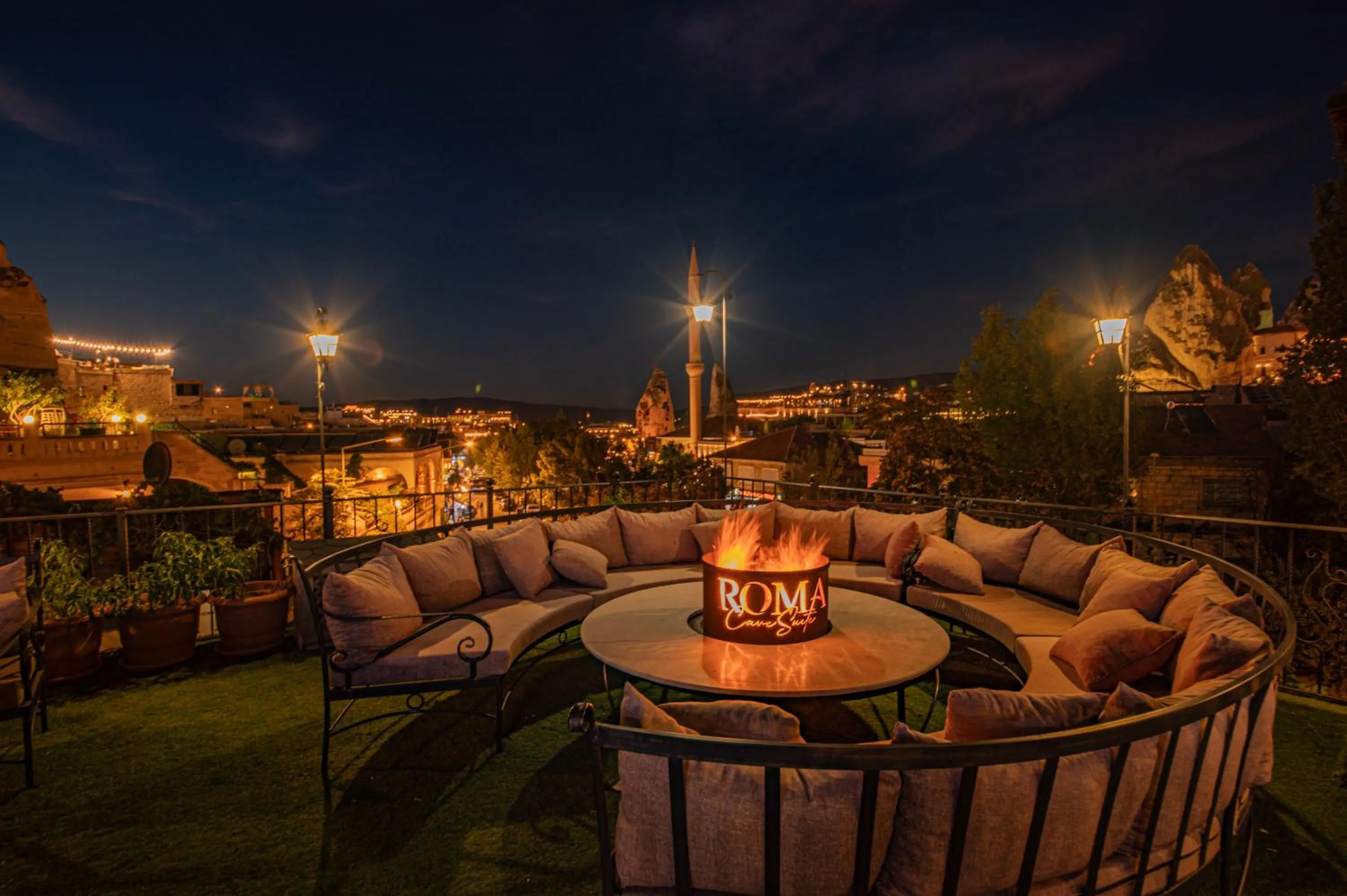 Night in Roma Cave Suite