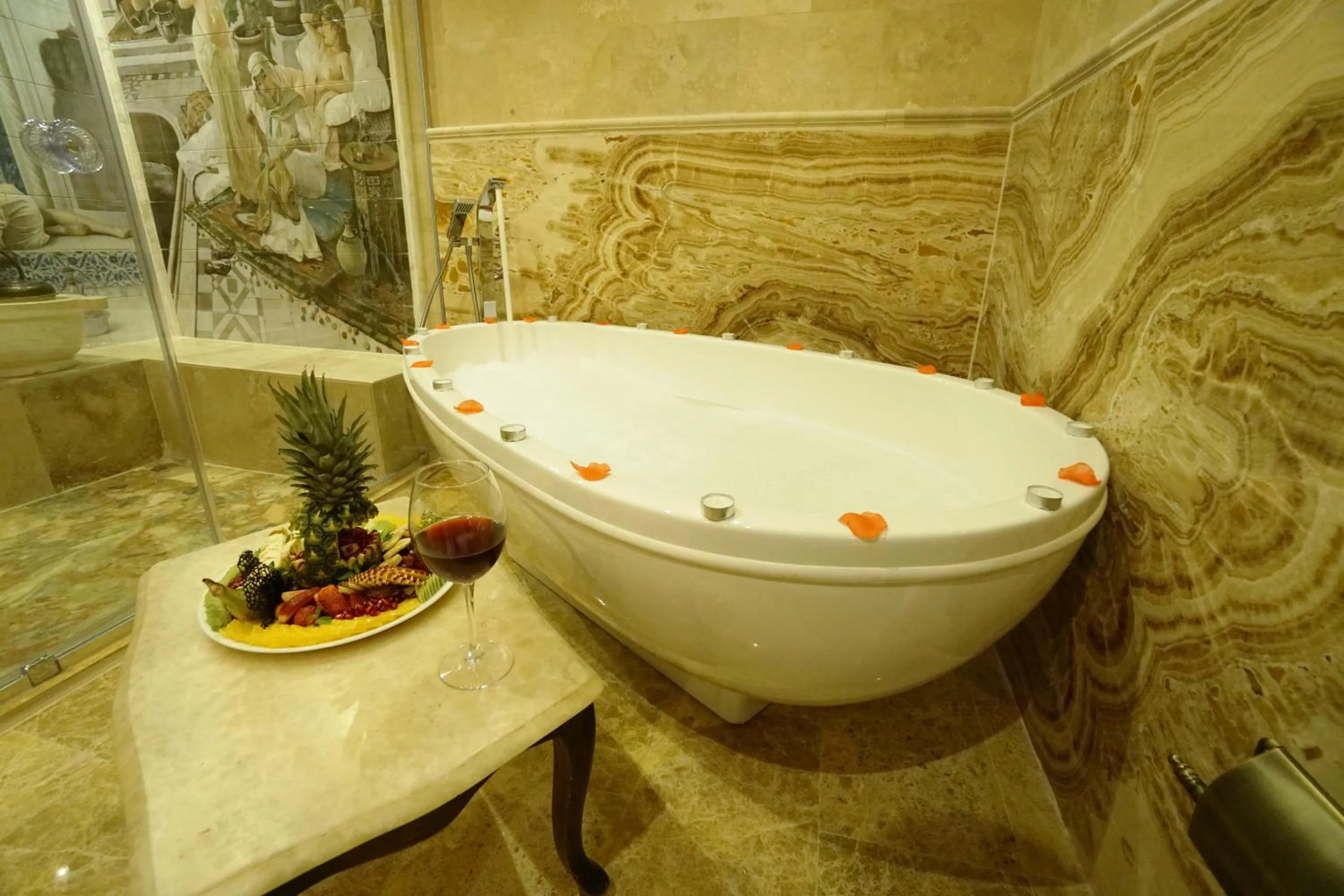 Bathroom in Roma Cave Suite