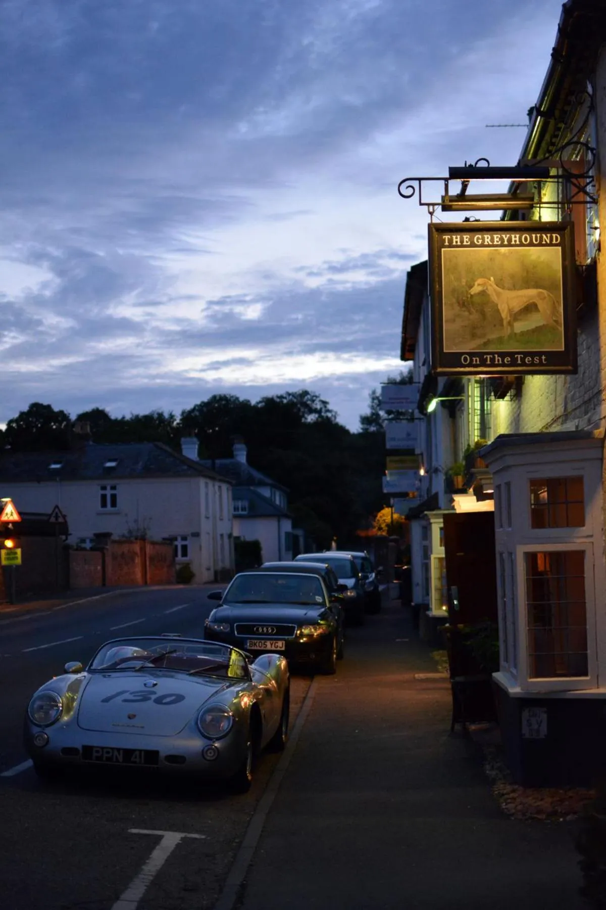 Facade/entrance in The Greyhound on the Test Hotel