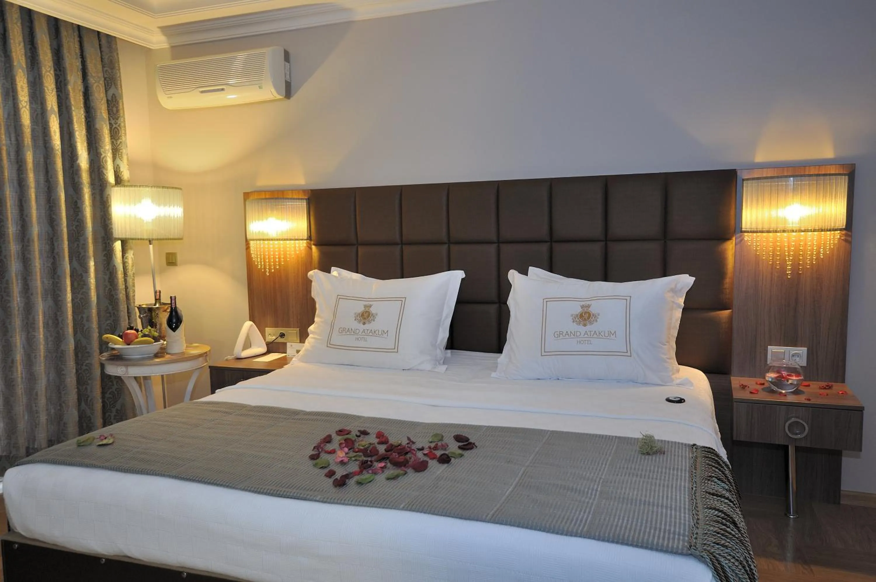 Bed in Grand Atakum Hotel