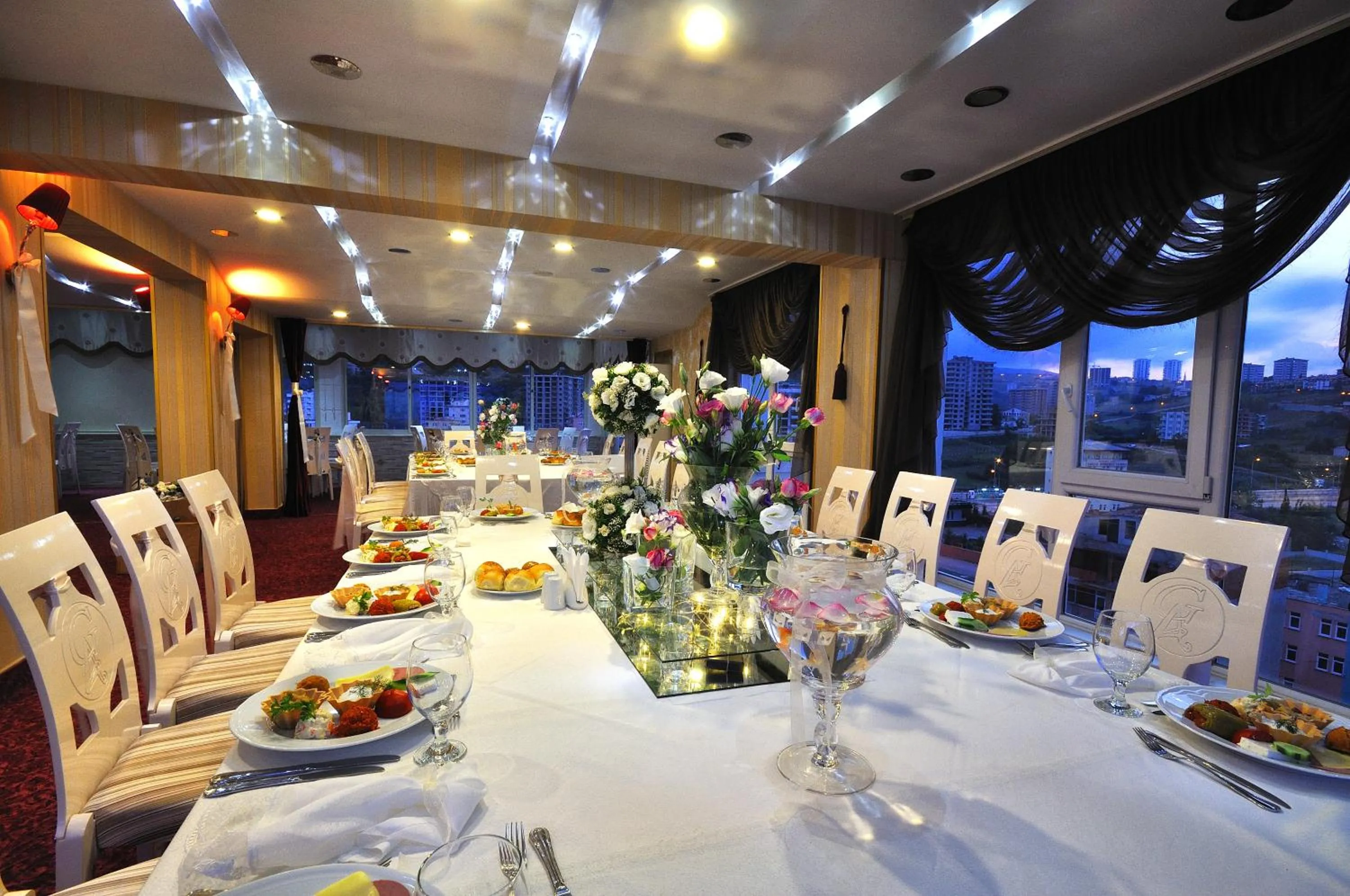 Restaurant/places to eat in Grand Atakum Hotel