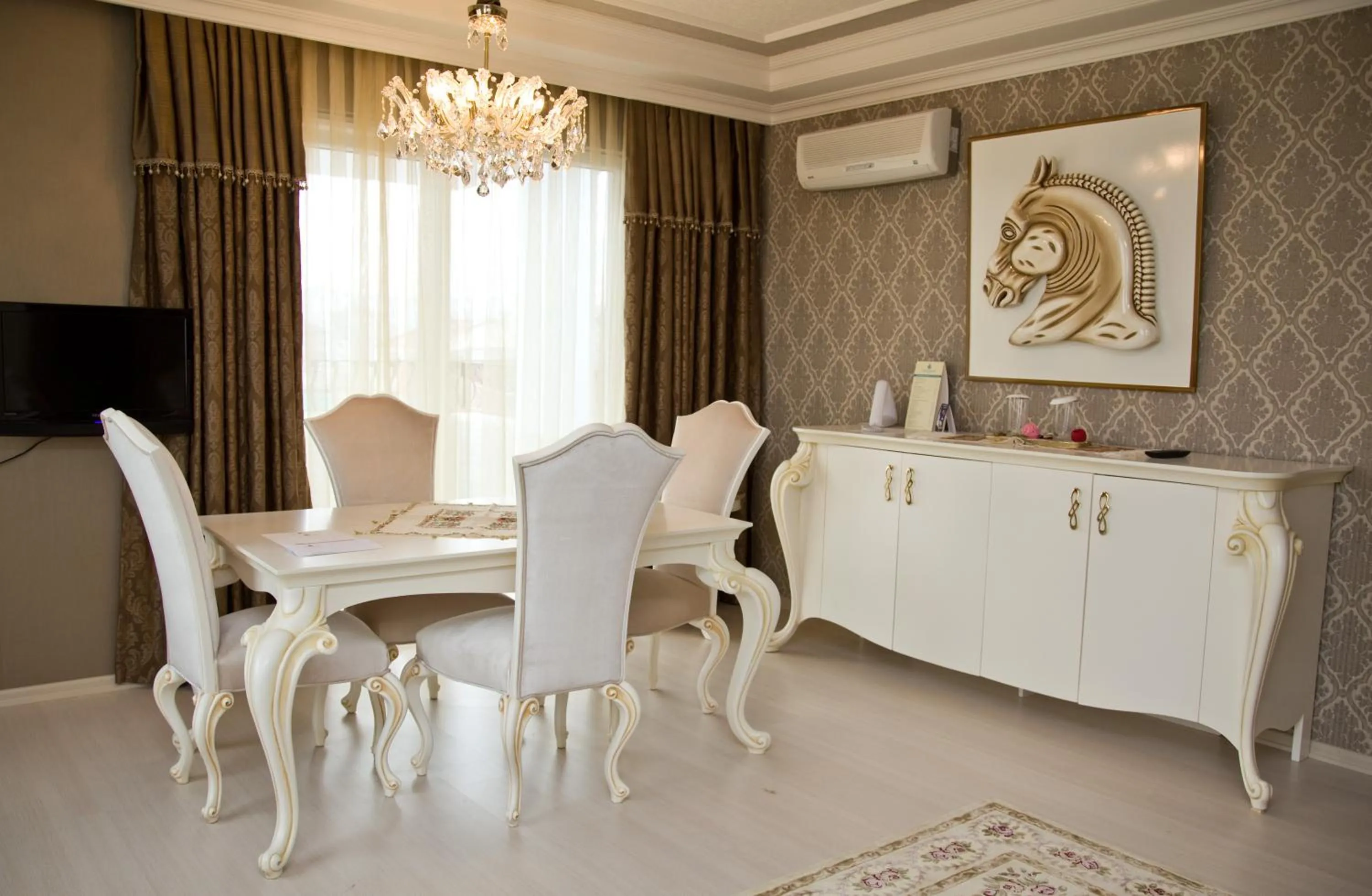 Living room in Grand Atakum Hotel