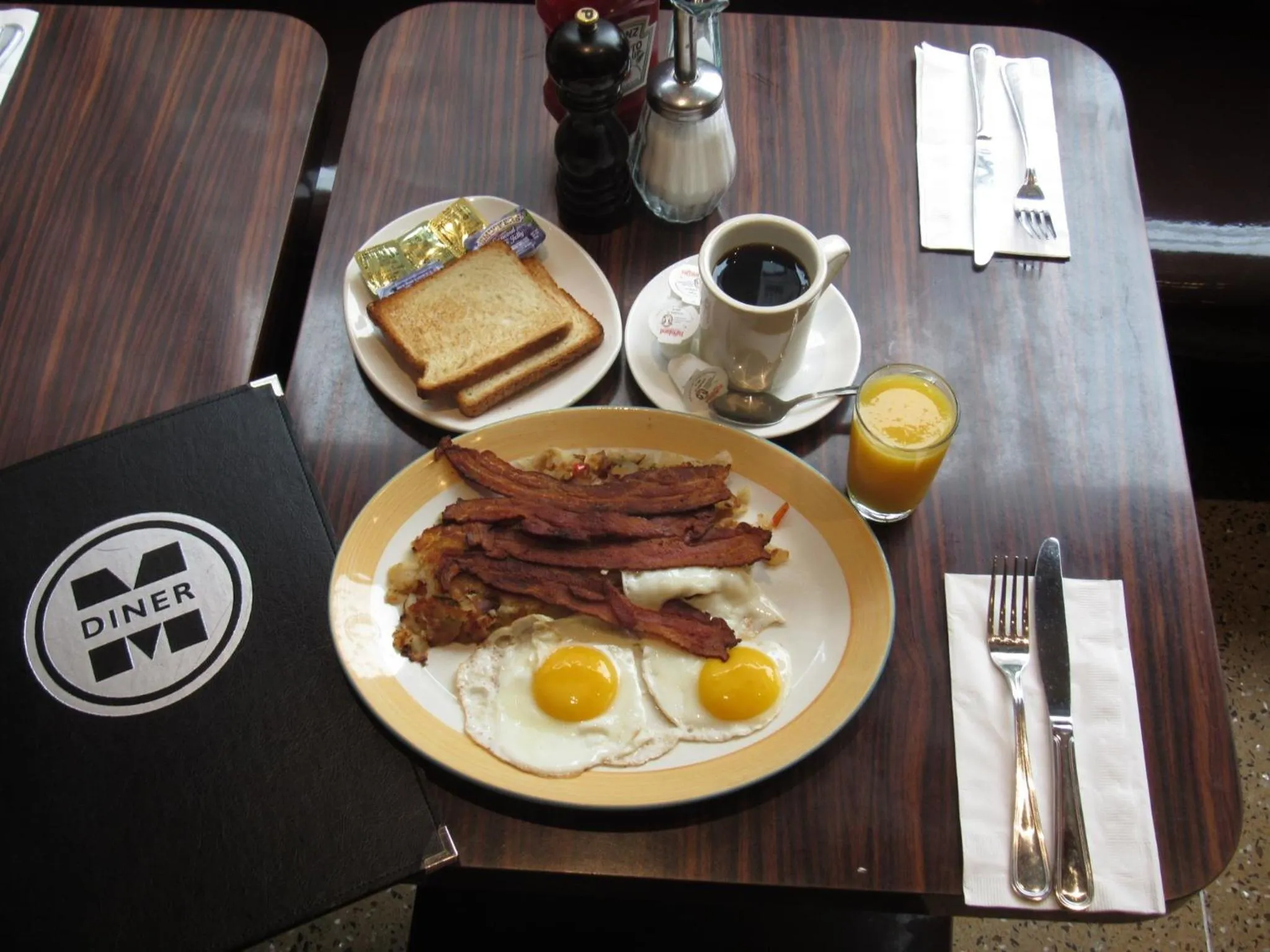 American breakfast in Hotel Newton