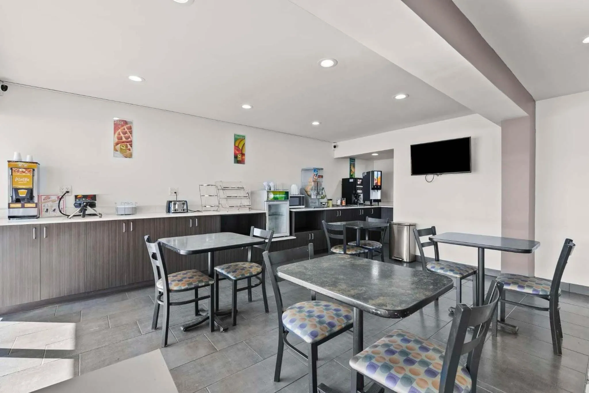 Breakfast in Quality Inn