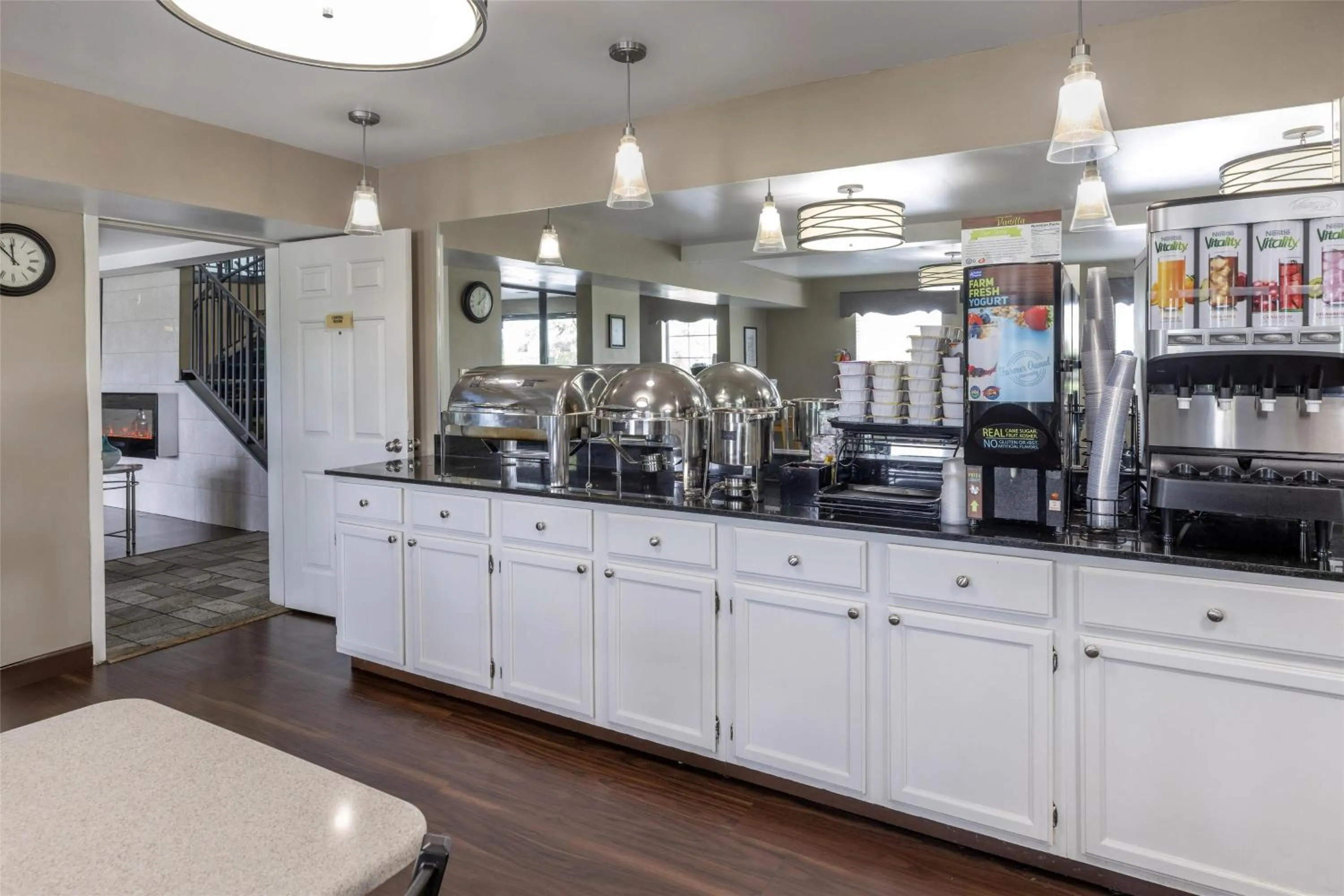 Breakfast in Best Western Parkside Inn