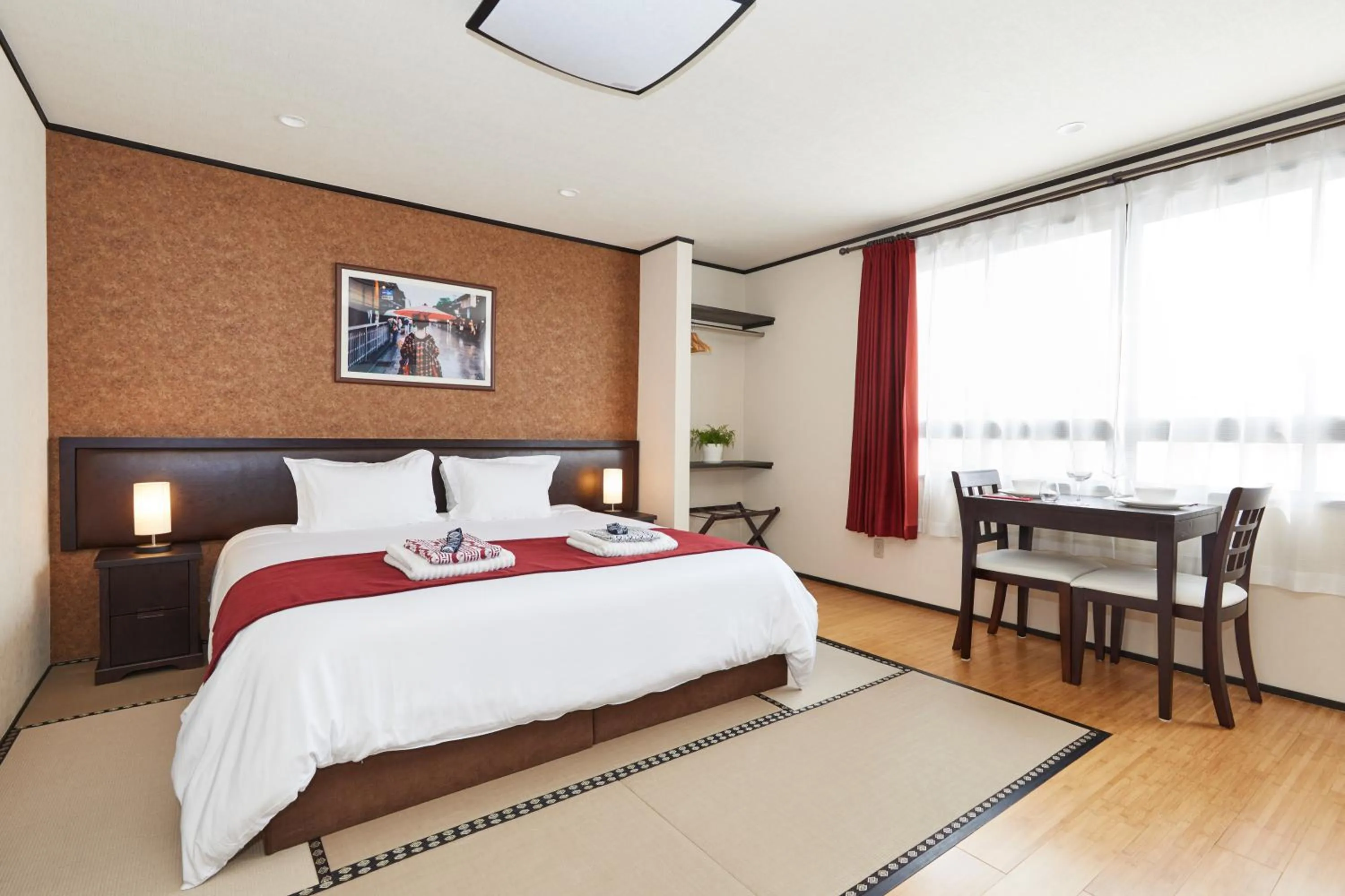 Bed in The Address Akakura