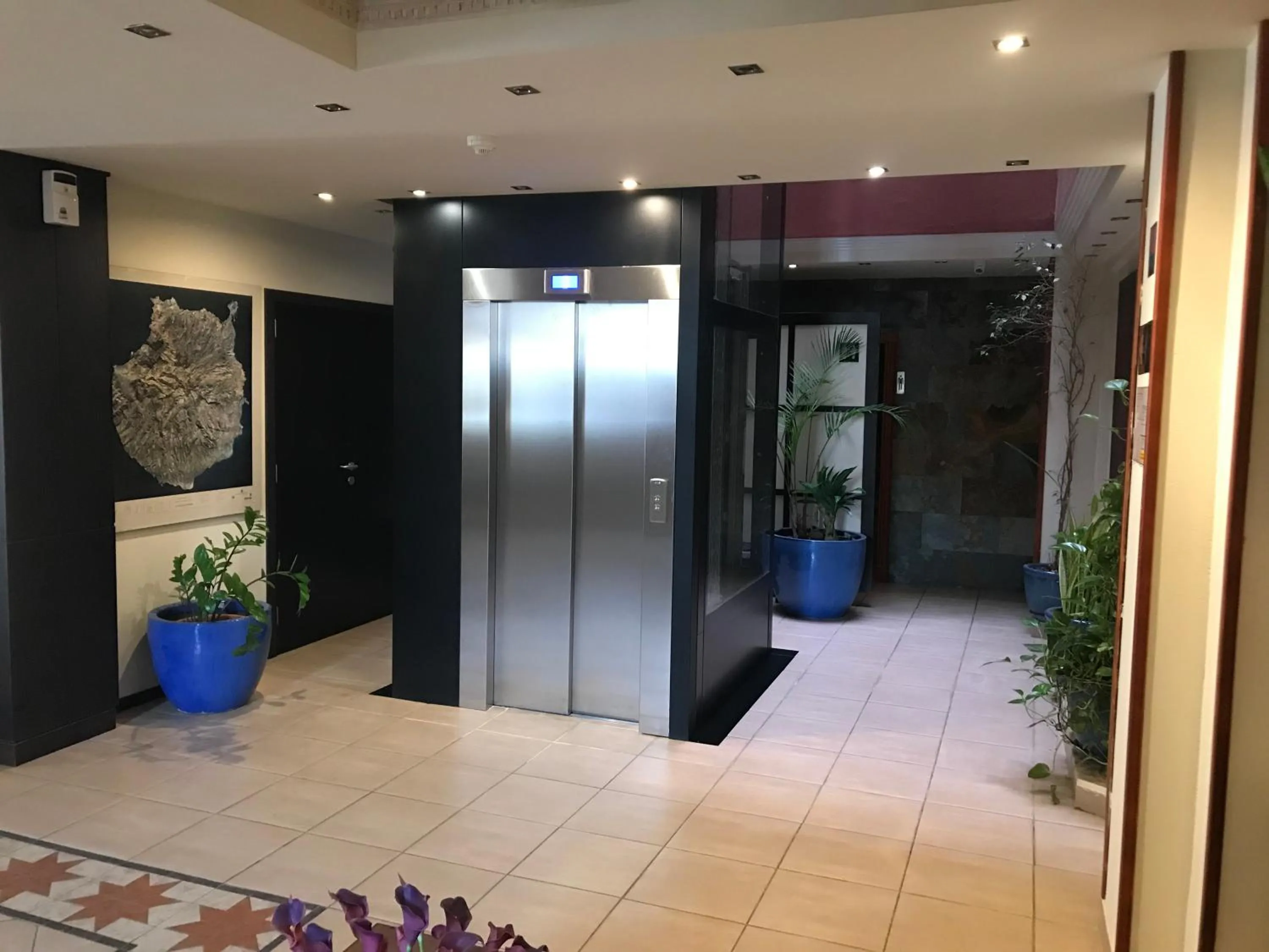 Lobby or reception in Hotel La Aldea Suites