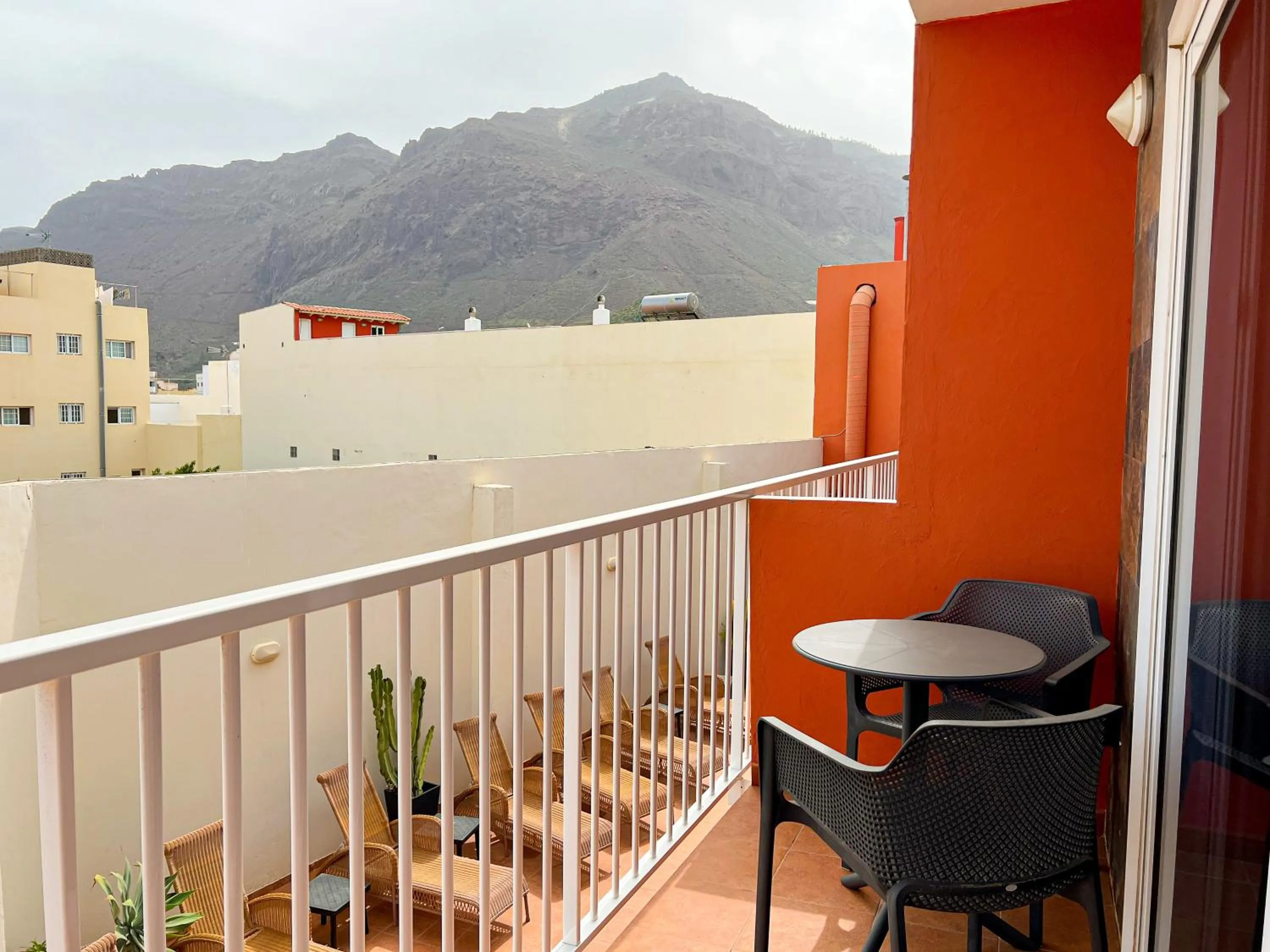 Balcony/Terrace in Hotel La Aldea Suites