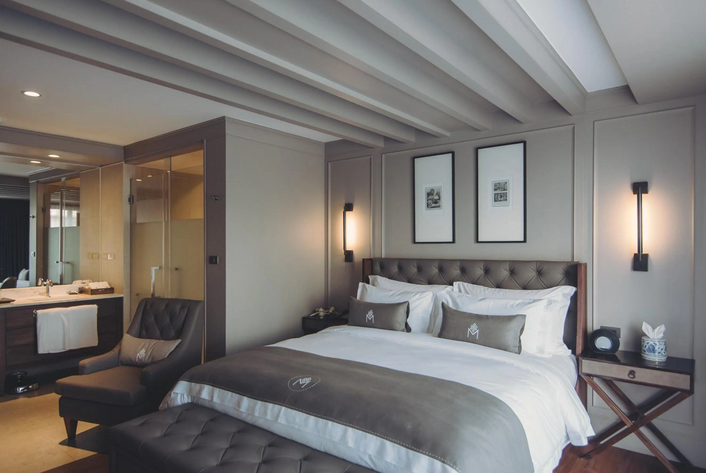 Bed in Marine Beach Hotel Pattaya - SHA Plus