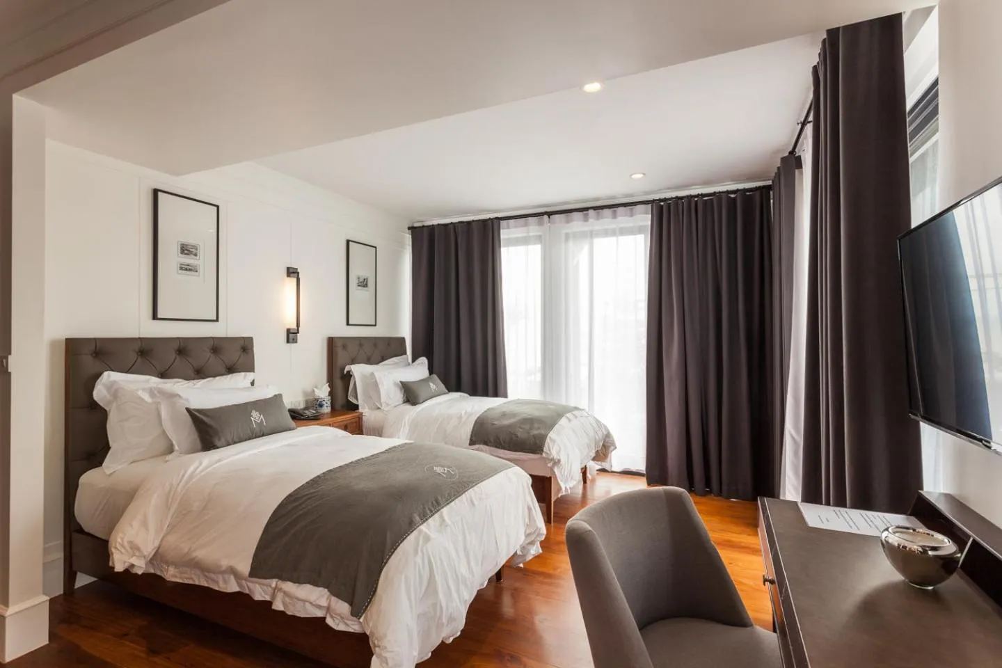 Bed in Marine Beach Hotel Pattaya - SHA Plus