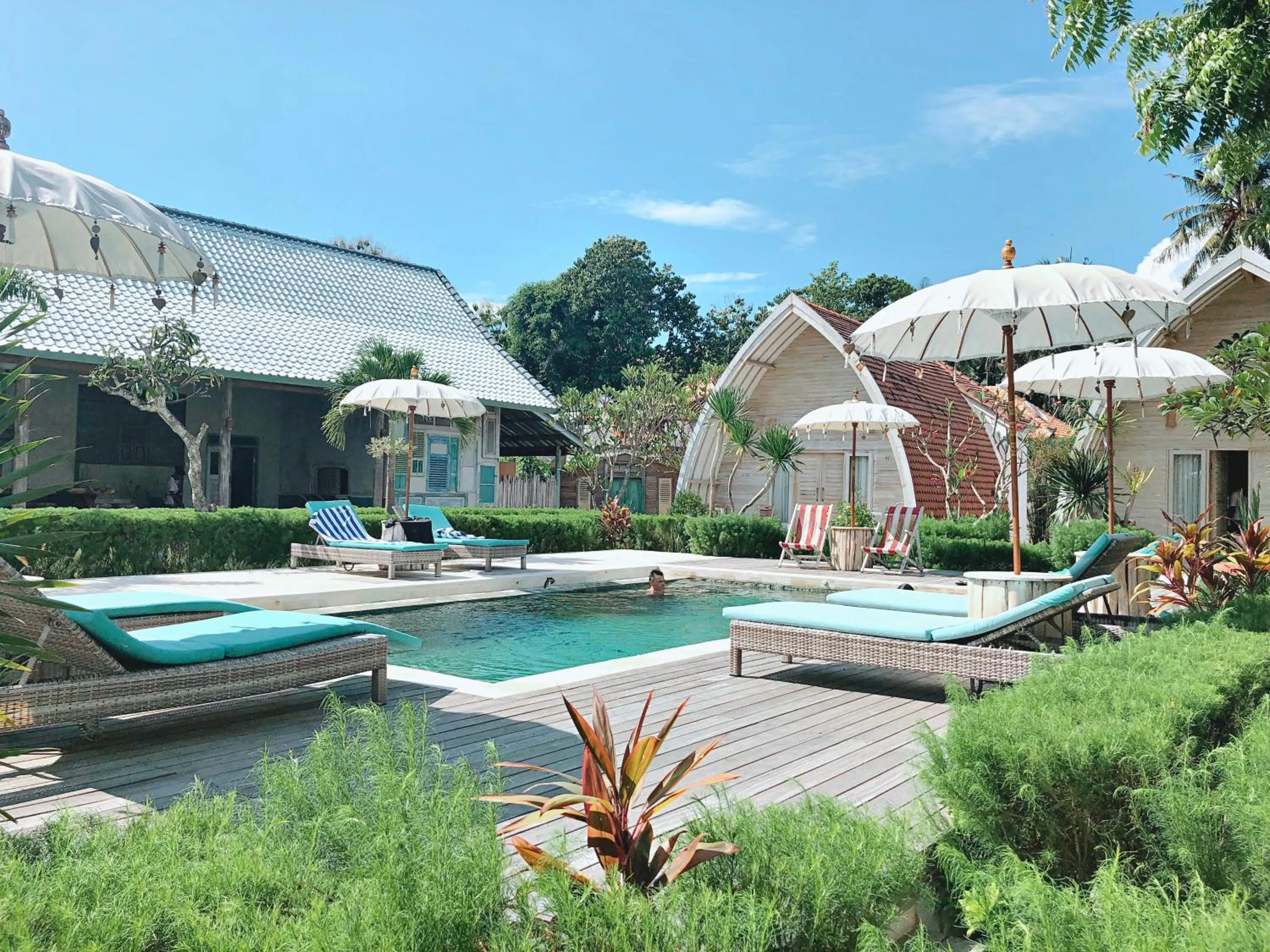 Garden in La Roja Bungalows