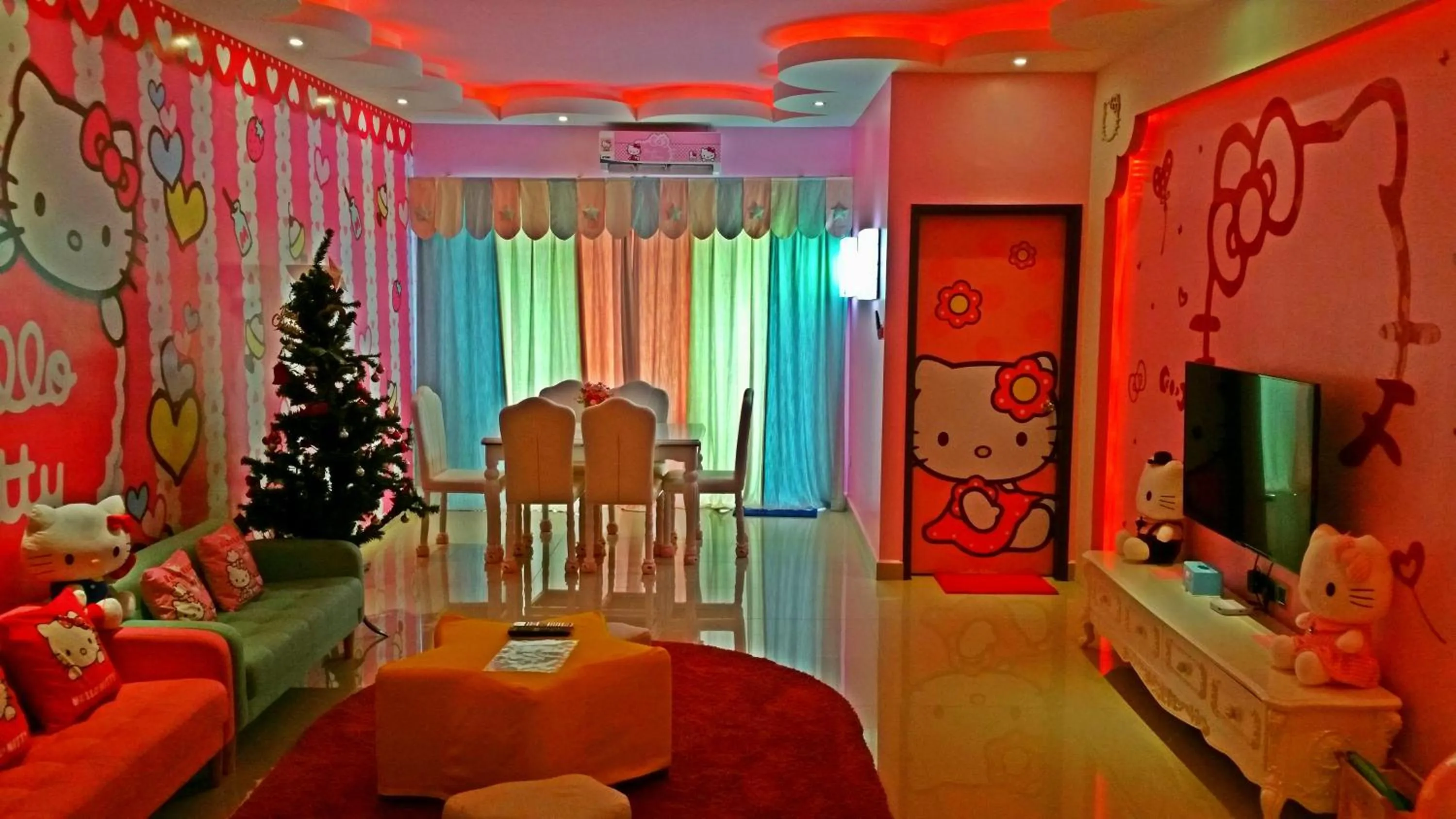 Living room in Hello Kitty Signature Suite