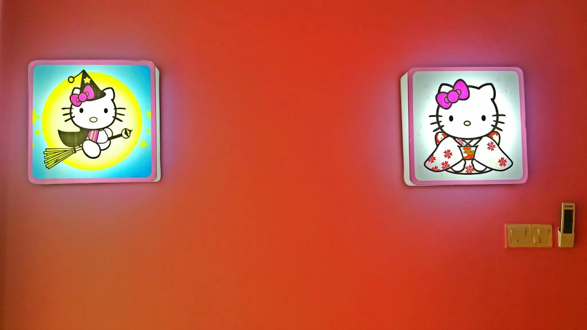 Dining area in Hello Kitty Signature Suite