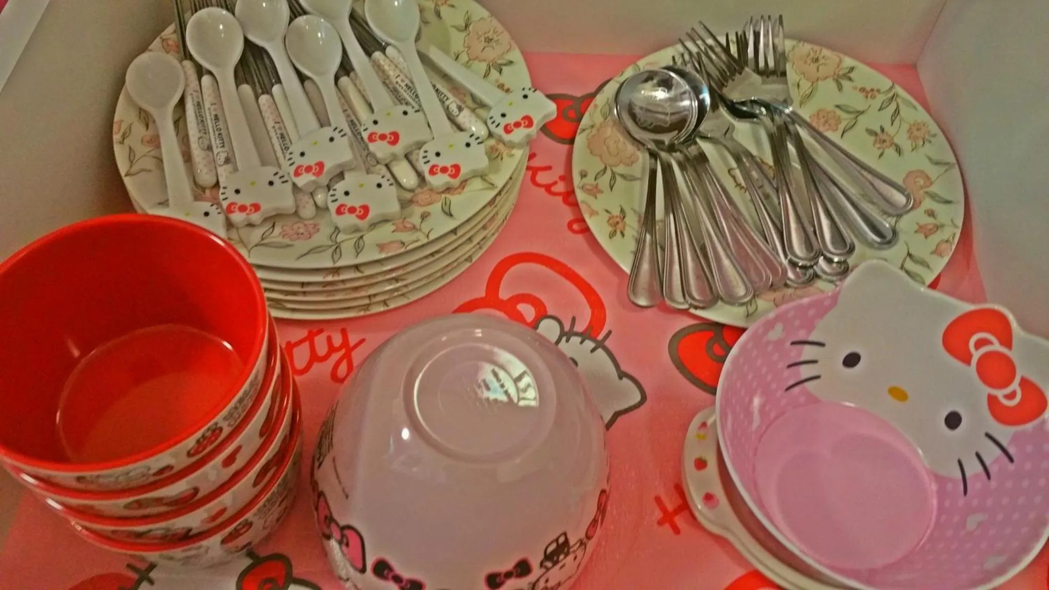 Kitchen or kitchenette in Hello Kitty Signature Suite