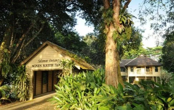 Nearby landmark in Hello Kitty Signature Suite