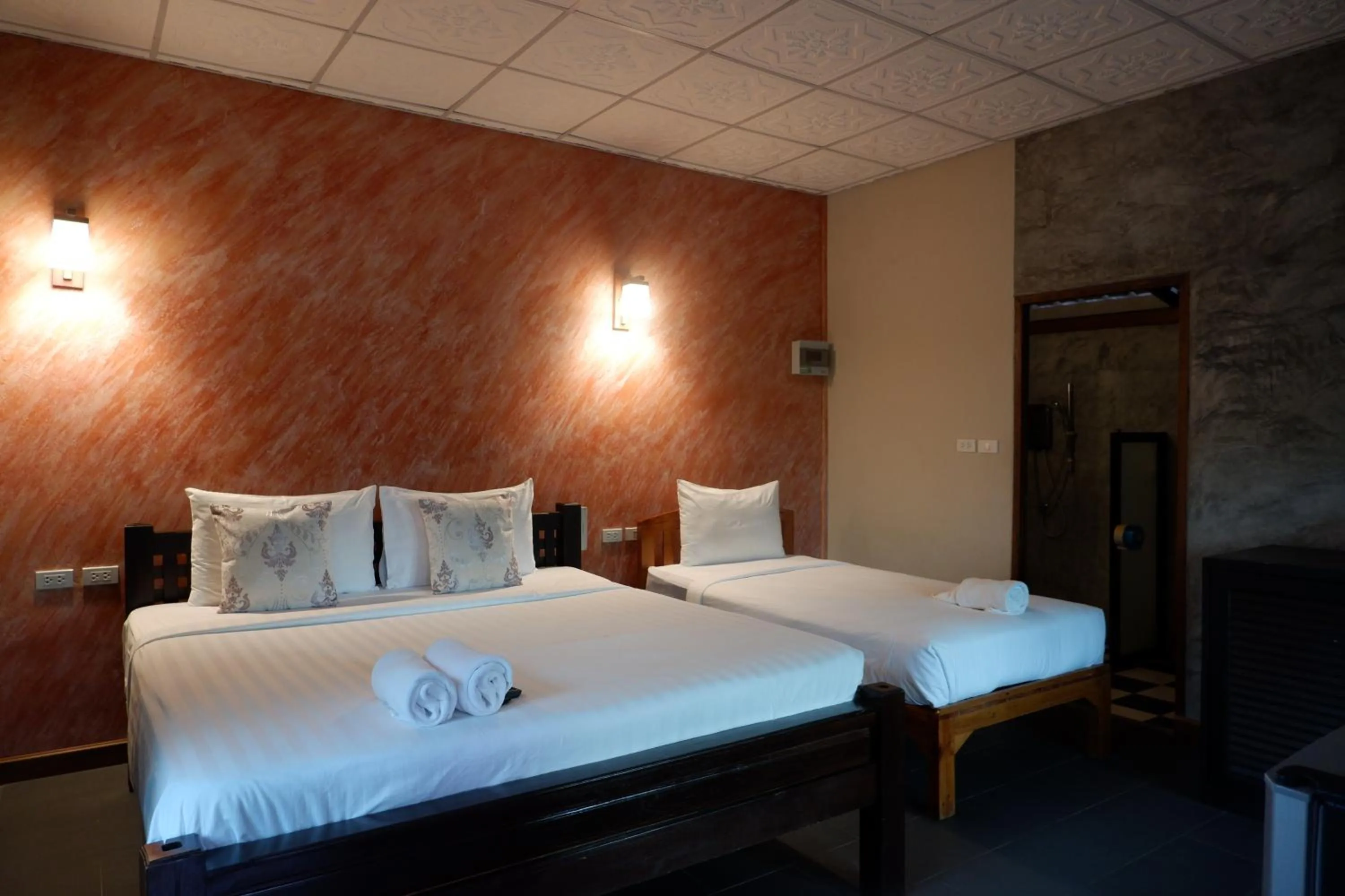 Bed in Nok Chan Mee Na