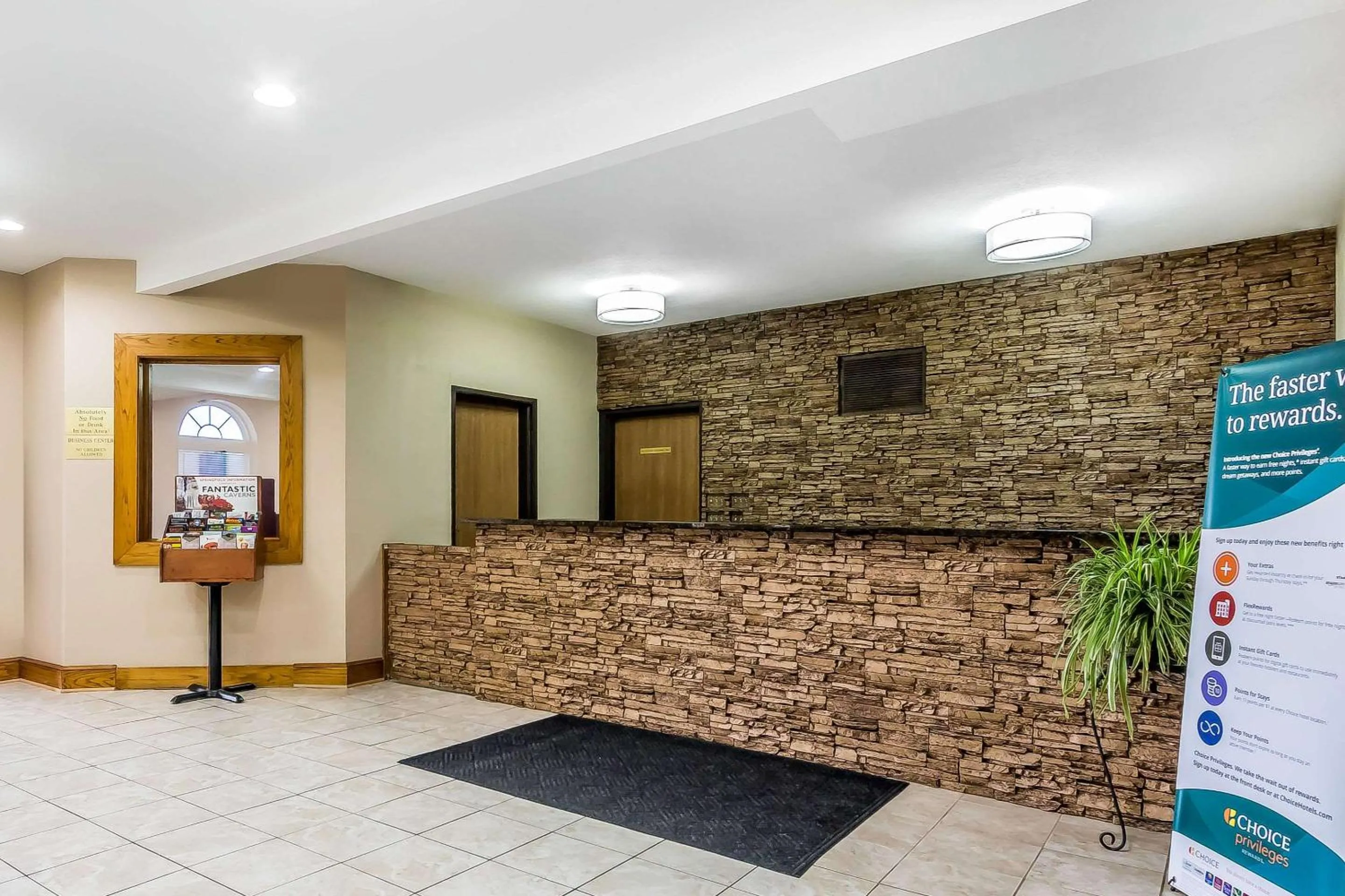 Lobby or reception in Quality Inn & Suites Chesterfield Village