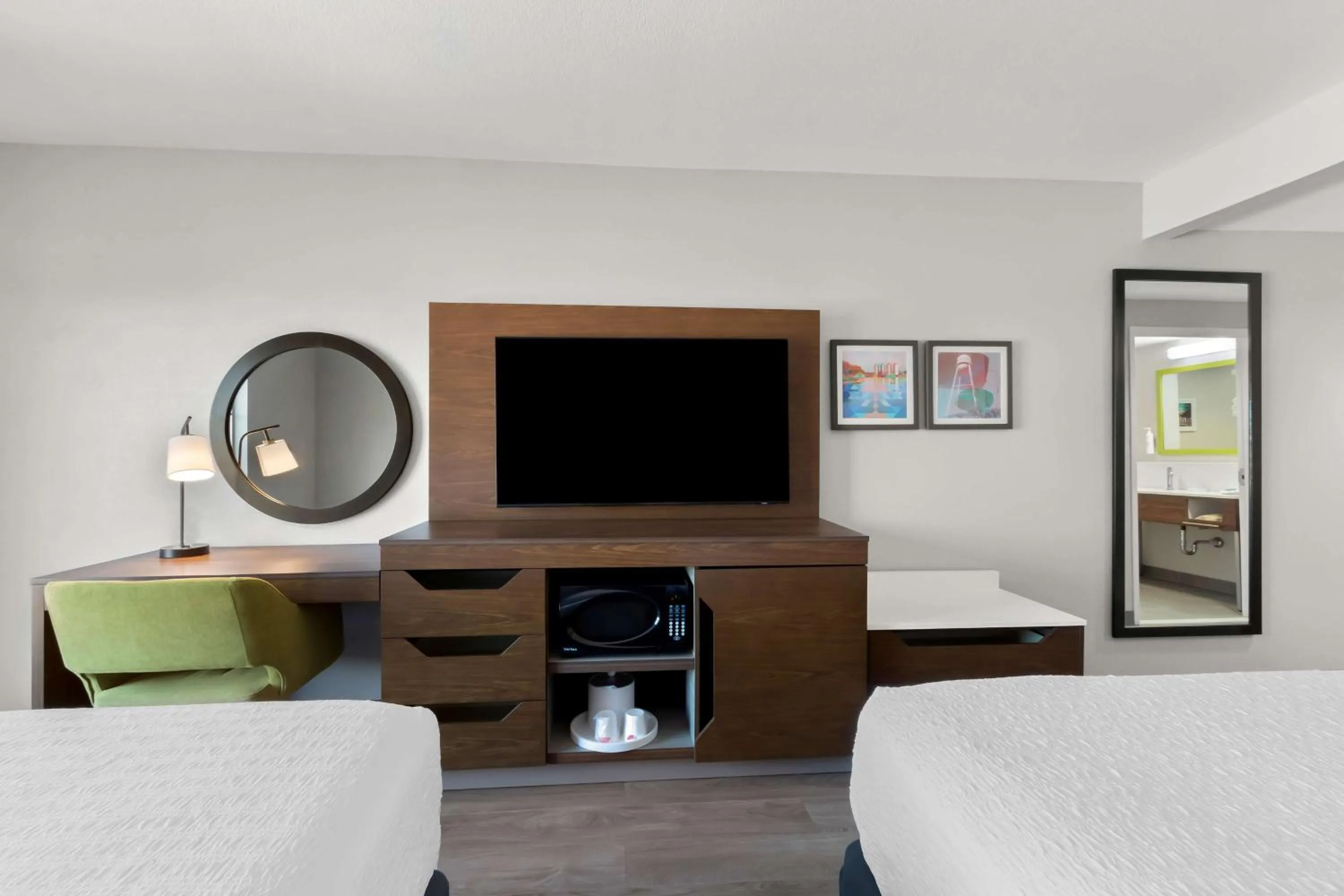 Bed in Hampton Inn & Suites Phoenix/Gilbert