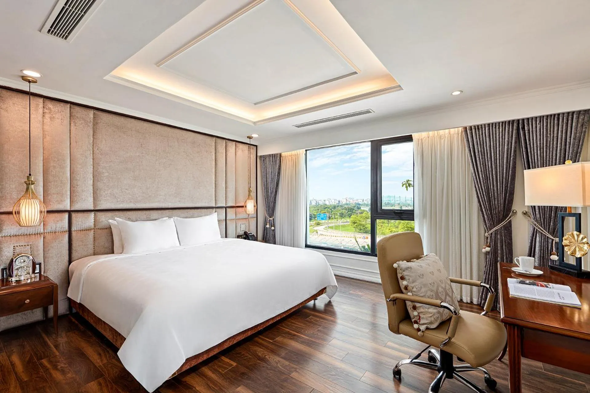 Photo of the whole room, Bed in Ravatel Luxury Hotel Bac Giang