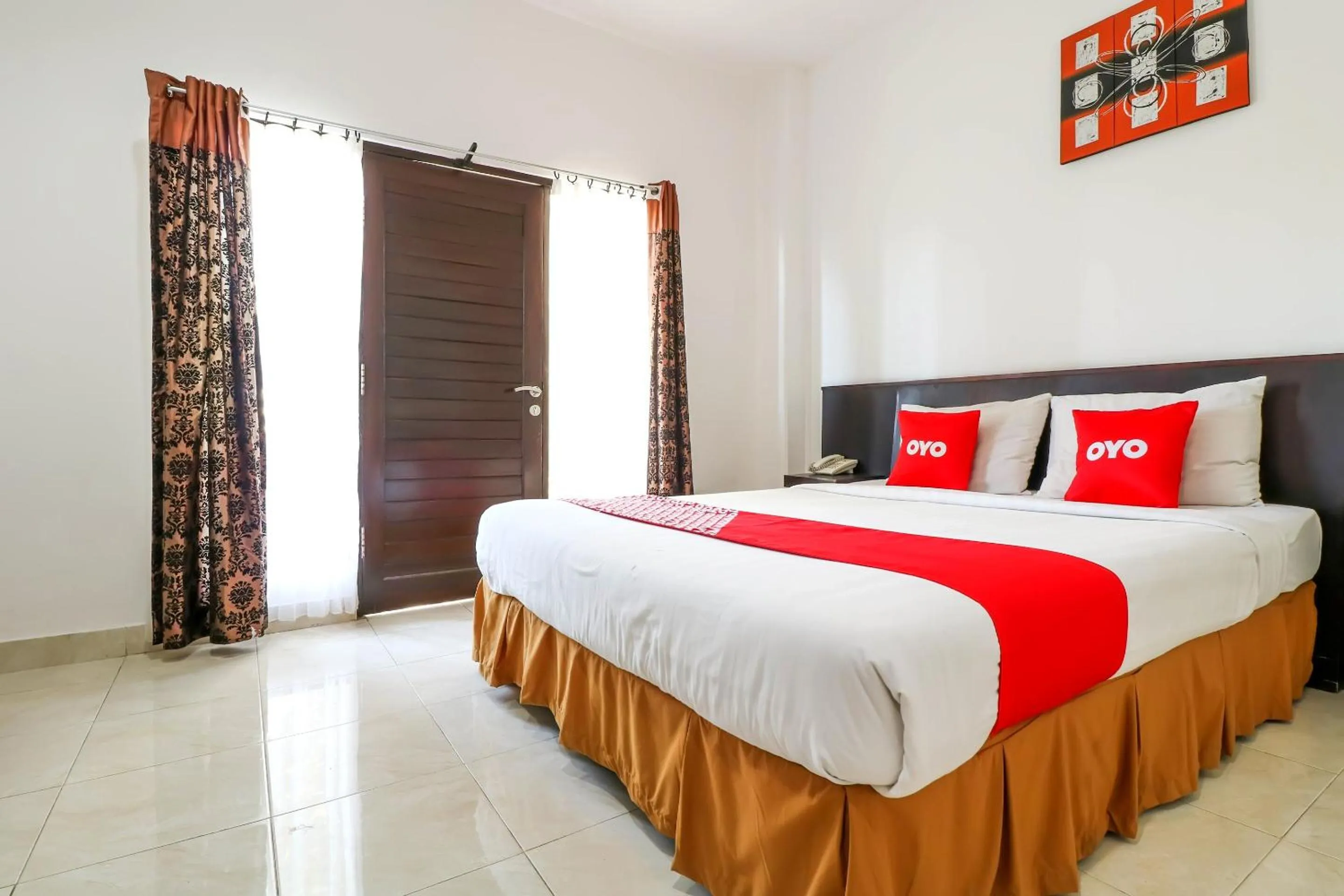 Bedroom, Bed in Capital O 1666 Grand Pudjawan Hotel Near Kuta Beach