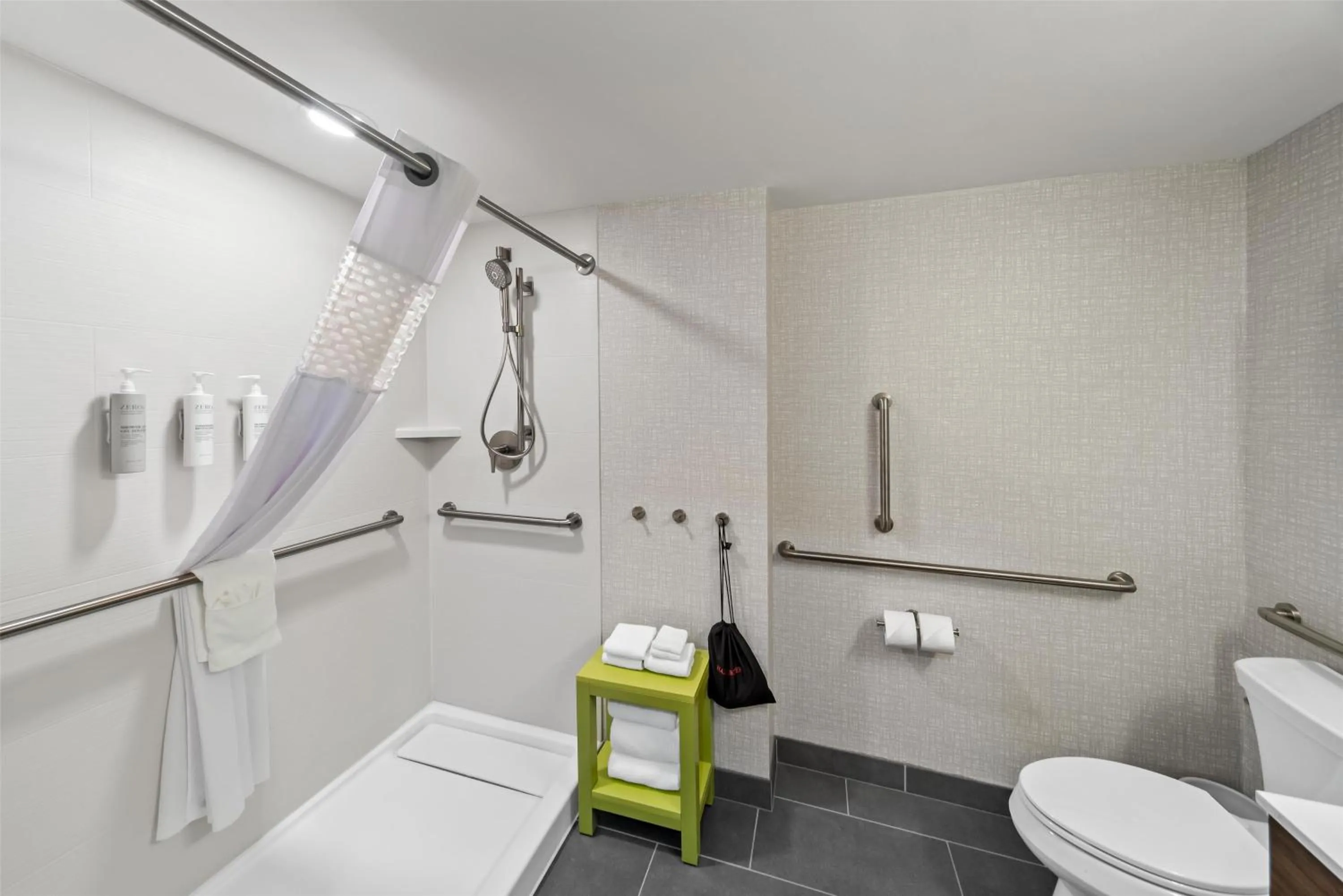 Bathroom in Hampton by Hilton - North Platte