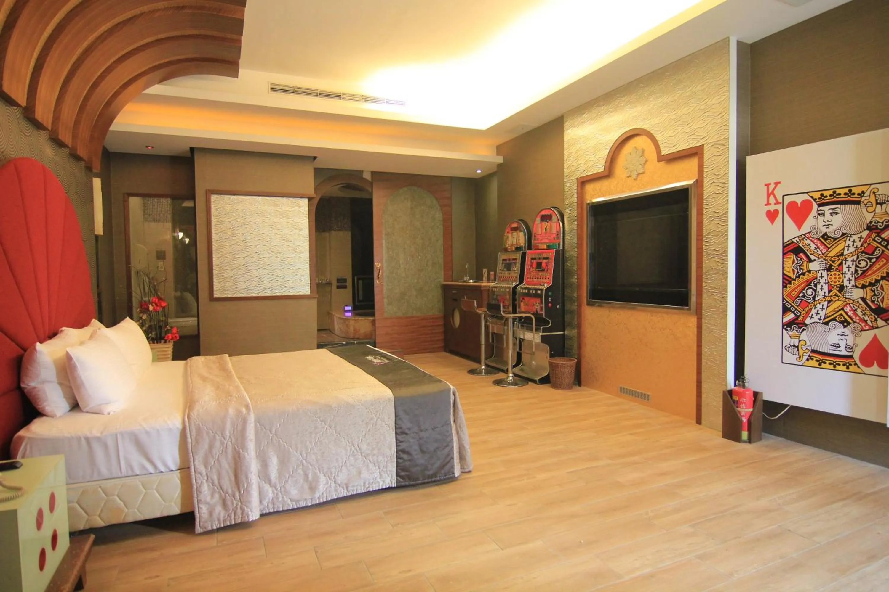 Bed in Romantic Code Art Motel