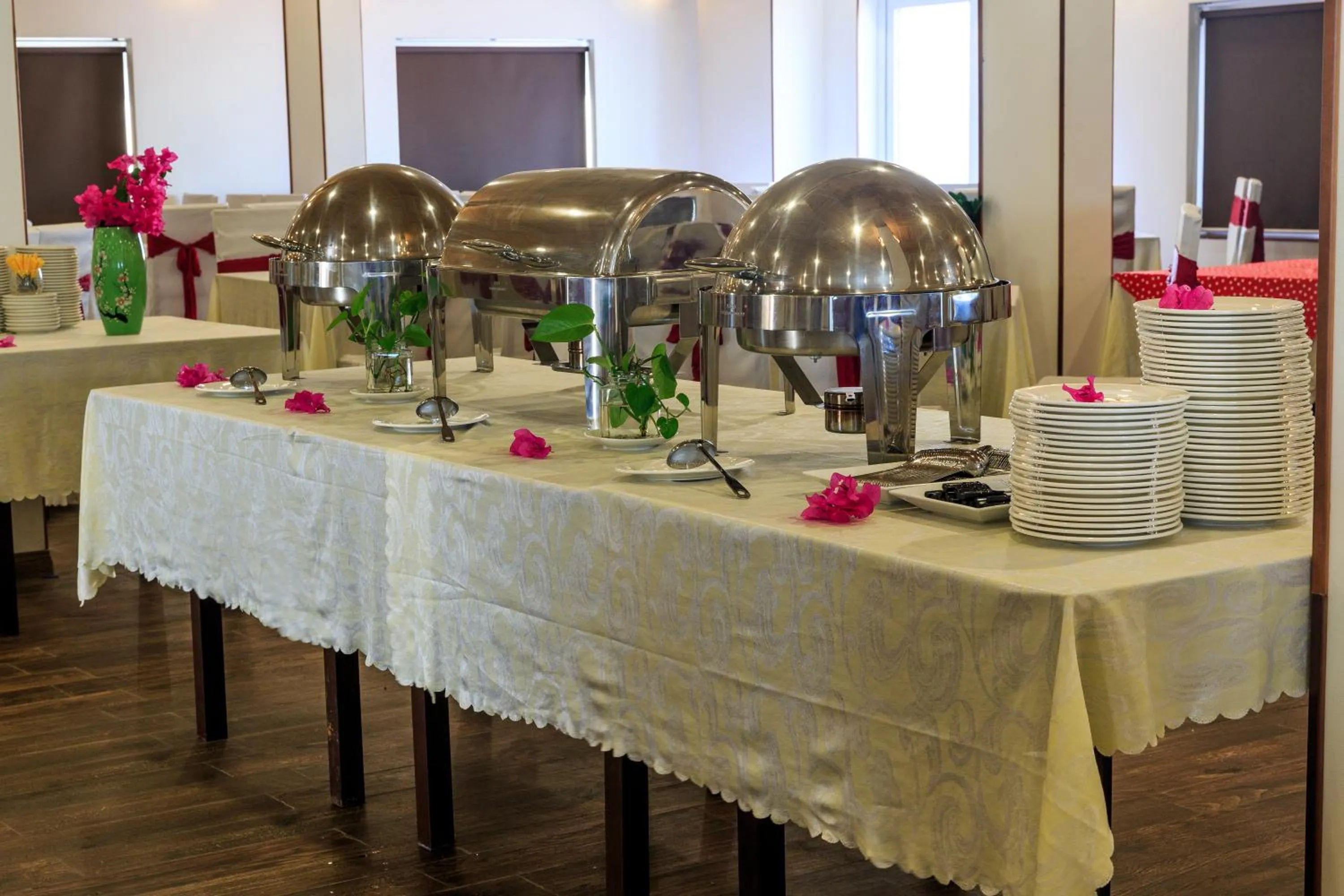 Breakfast in Oceanward Hotel & Resort