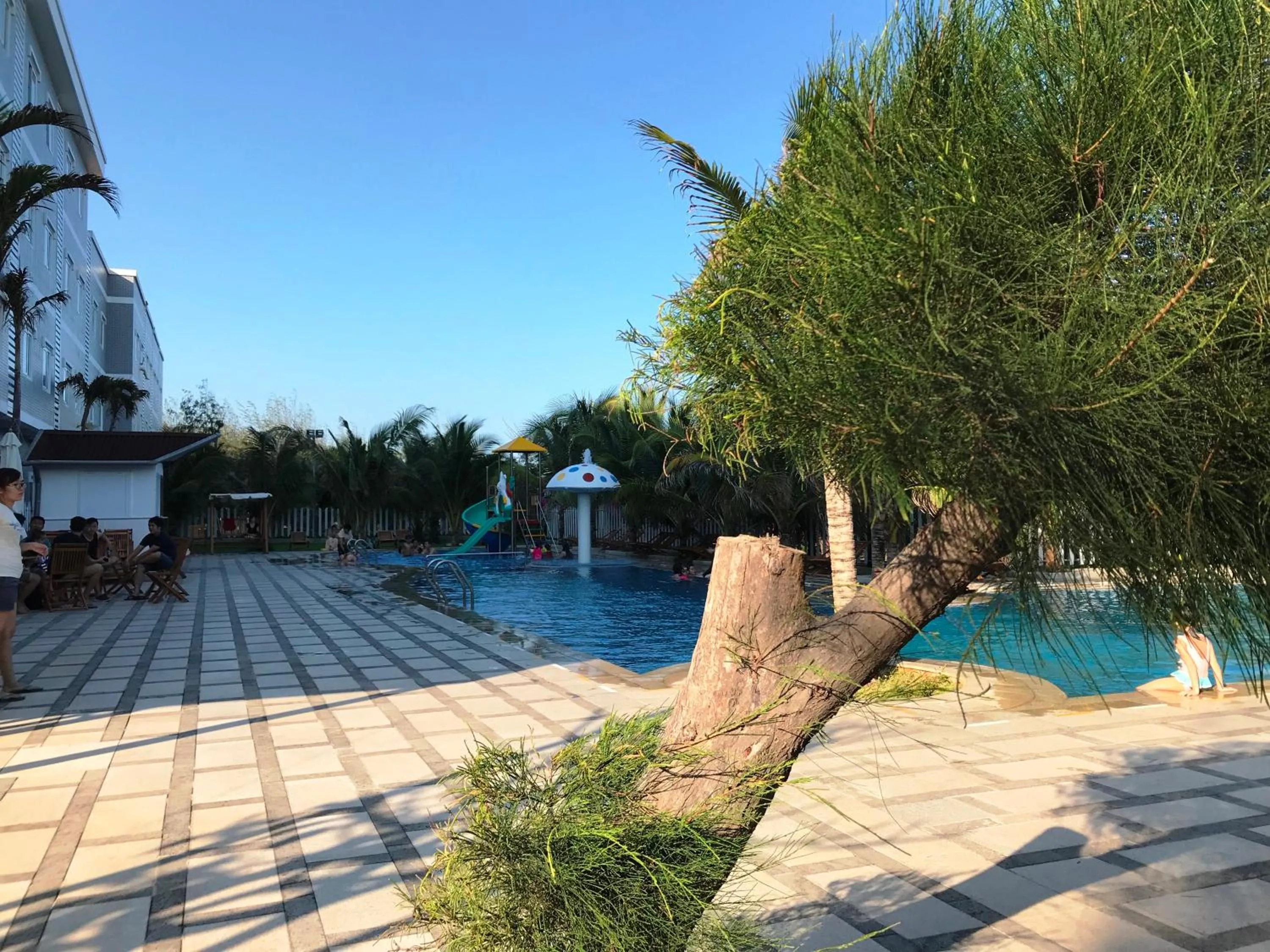 Property building in Oceanward Hotel & Resort