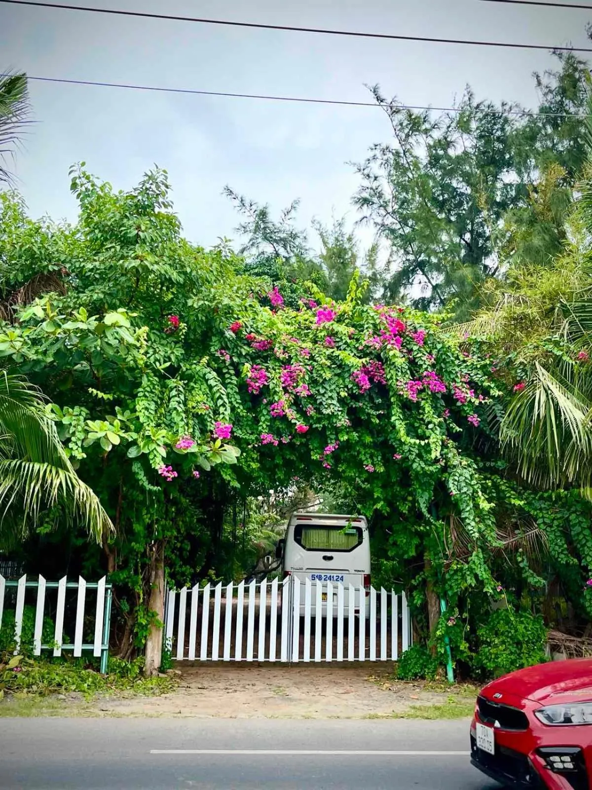 Oceanward Hotel & Resort