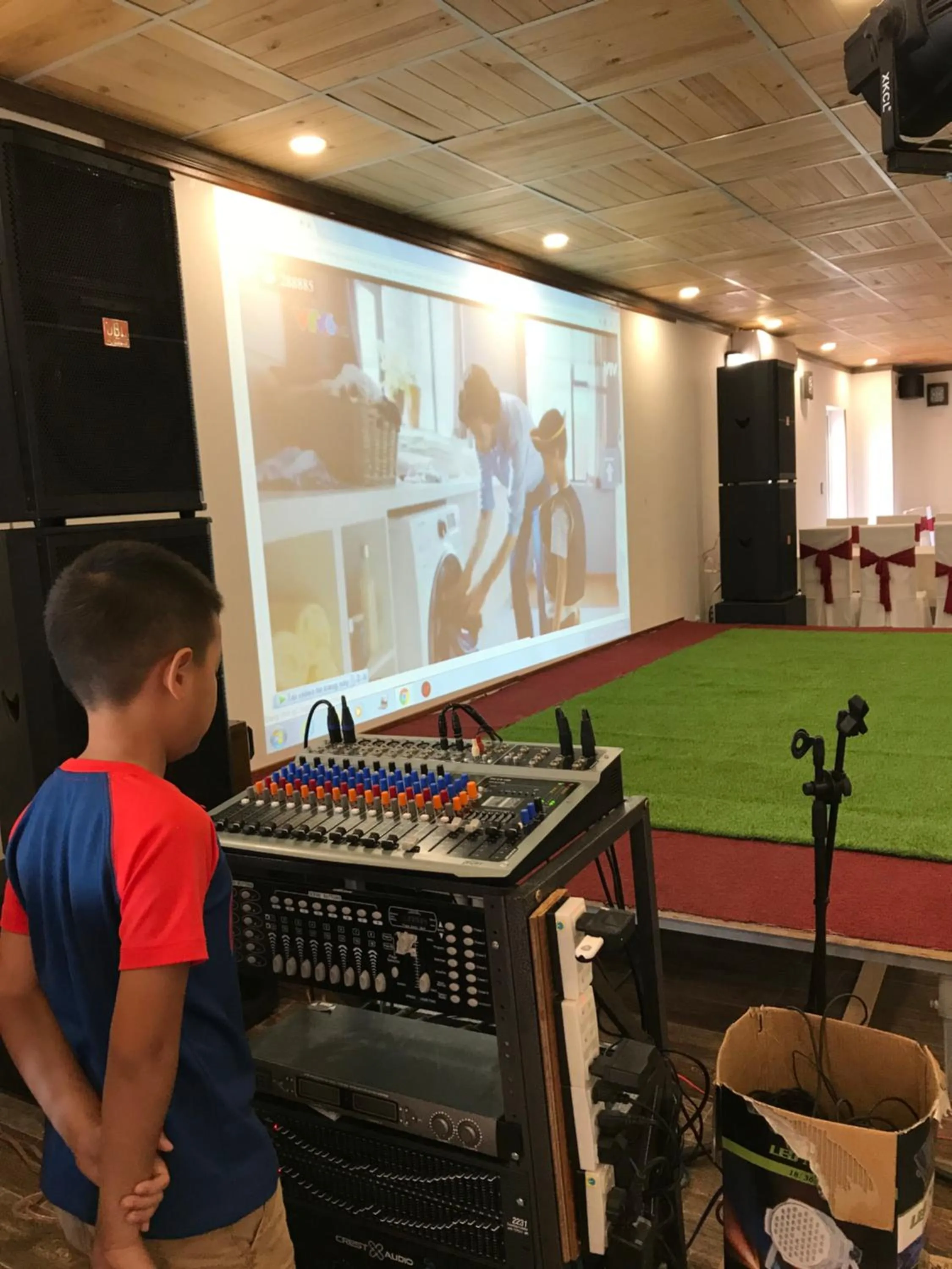 Restaurant/places to eat in Oceanward Hotel & Resort