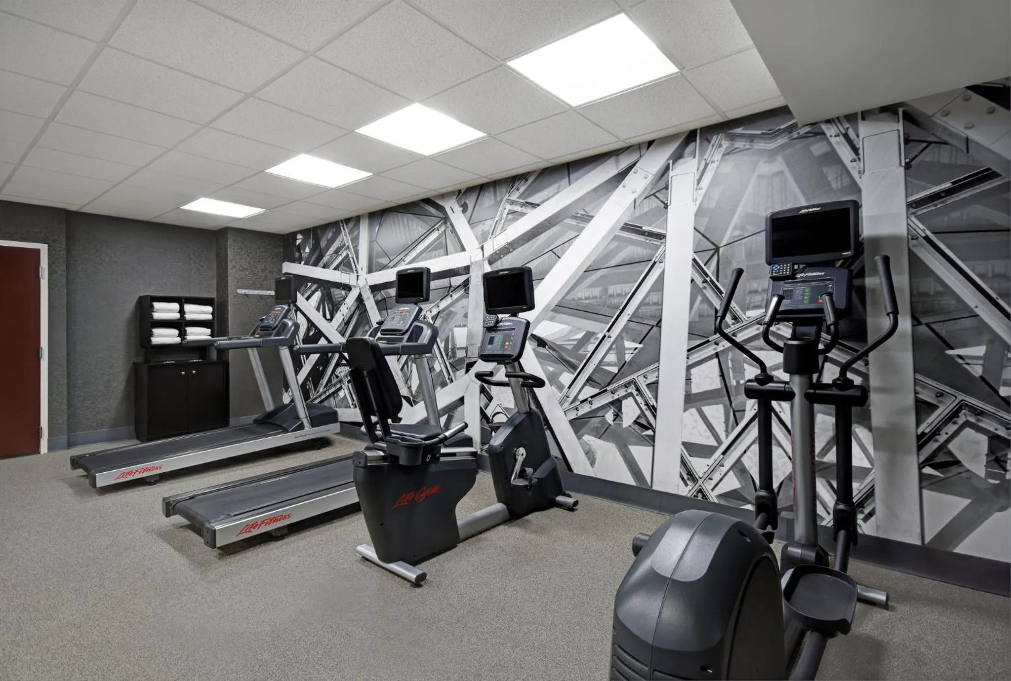 Fitness centre/facilities in Holiday Inn Express & Suites Cincinnati Riverfront by IHG