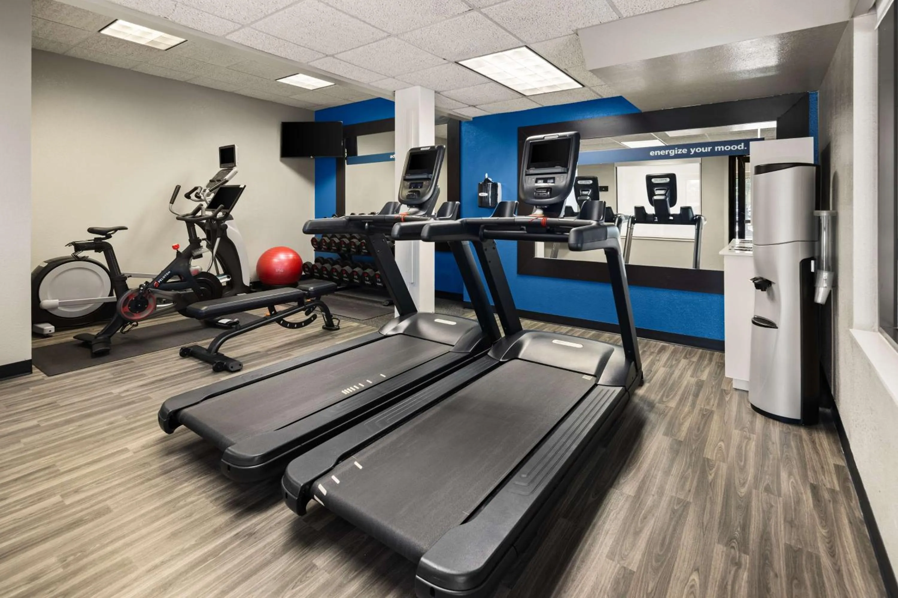 Fitness centre/facilities in Hampton Inn Minneapolis Northwest Maple Grove