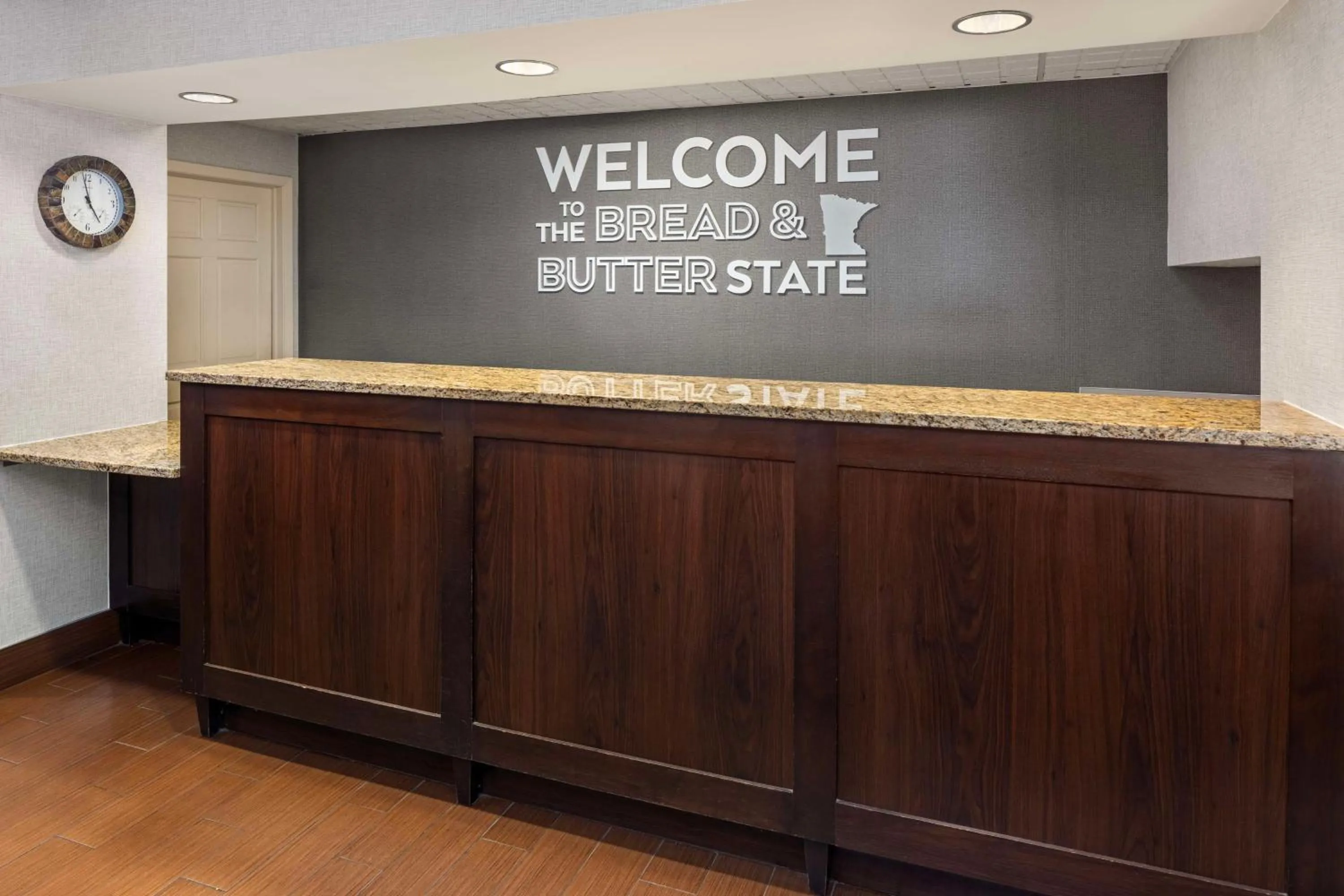Lobby or reception in Hampton Inn Minneapolis Northwest Maple Grove