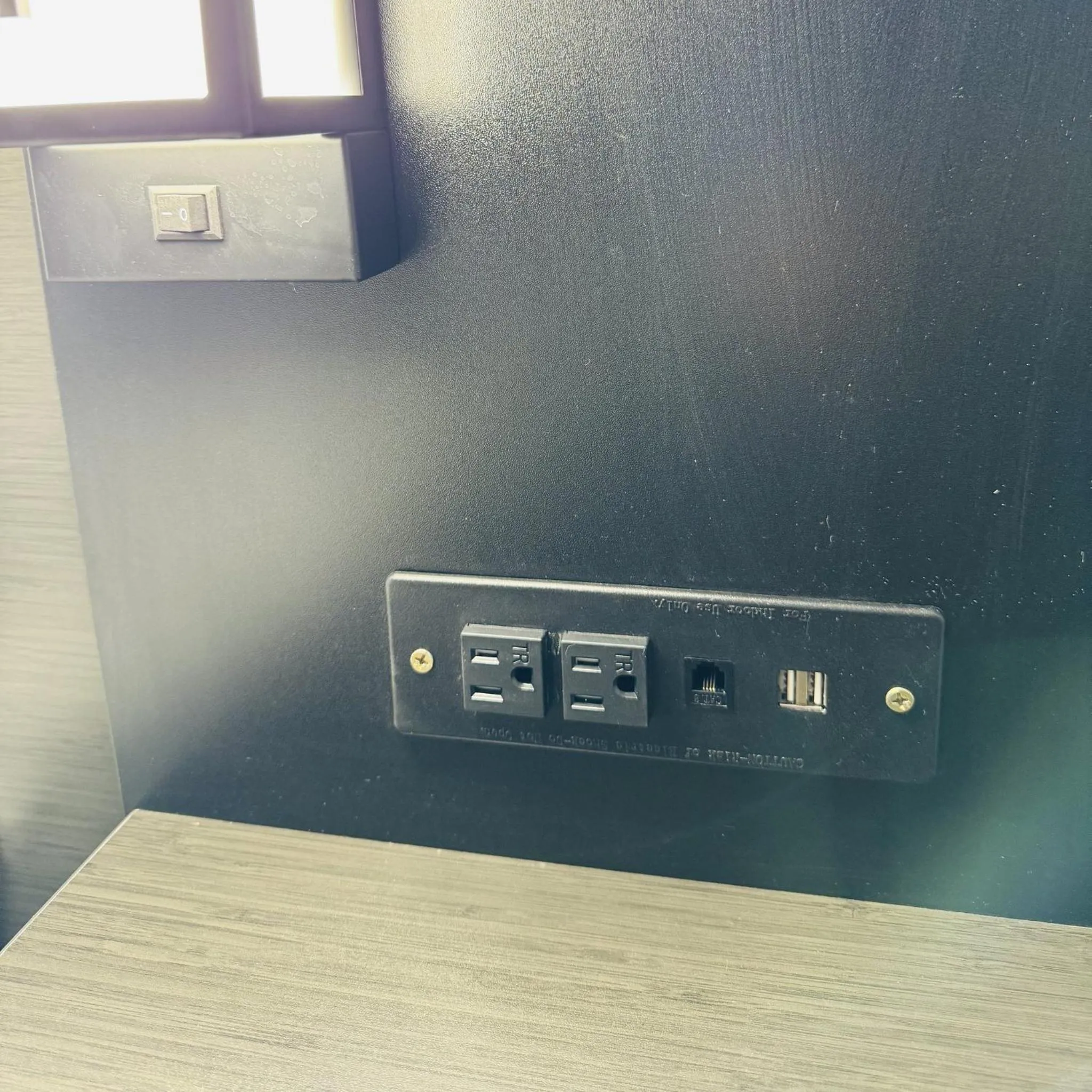 Photo of the whole room in Red Roof Inn Miami, AZ