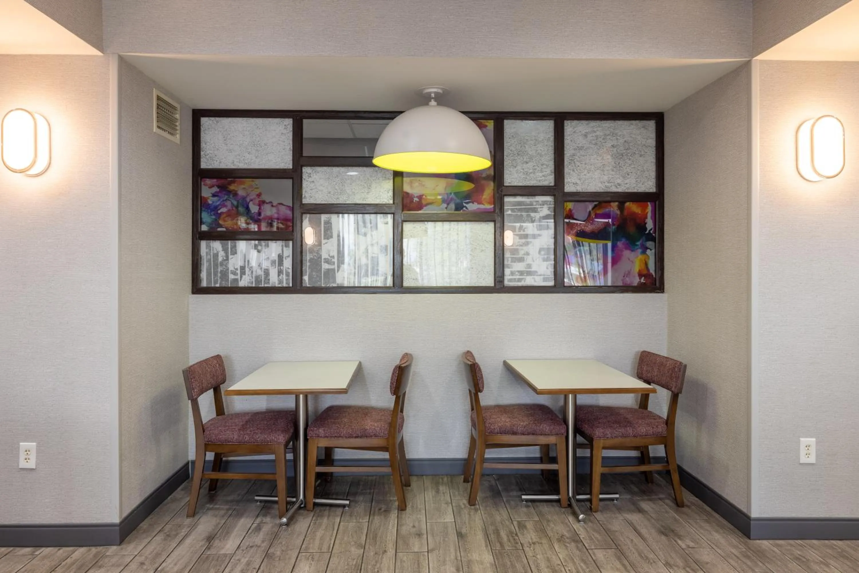 Dining area in Hampton Inn Dade City - Zephyr Hills