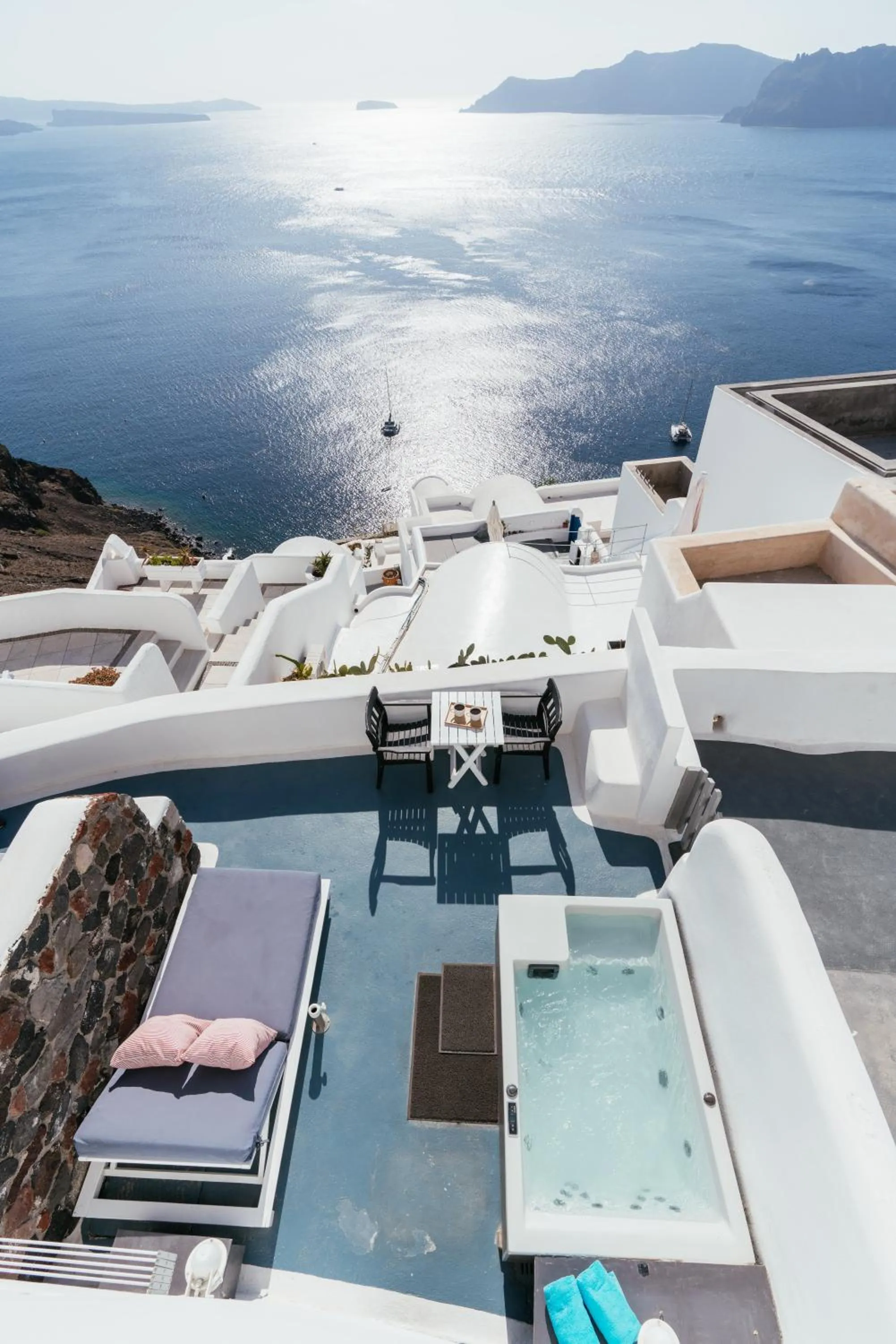Hot Tub in Aspa Caves