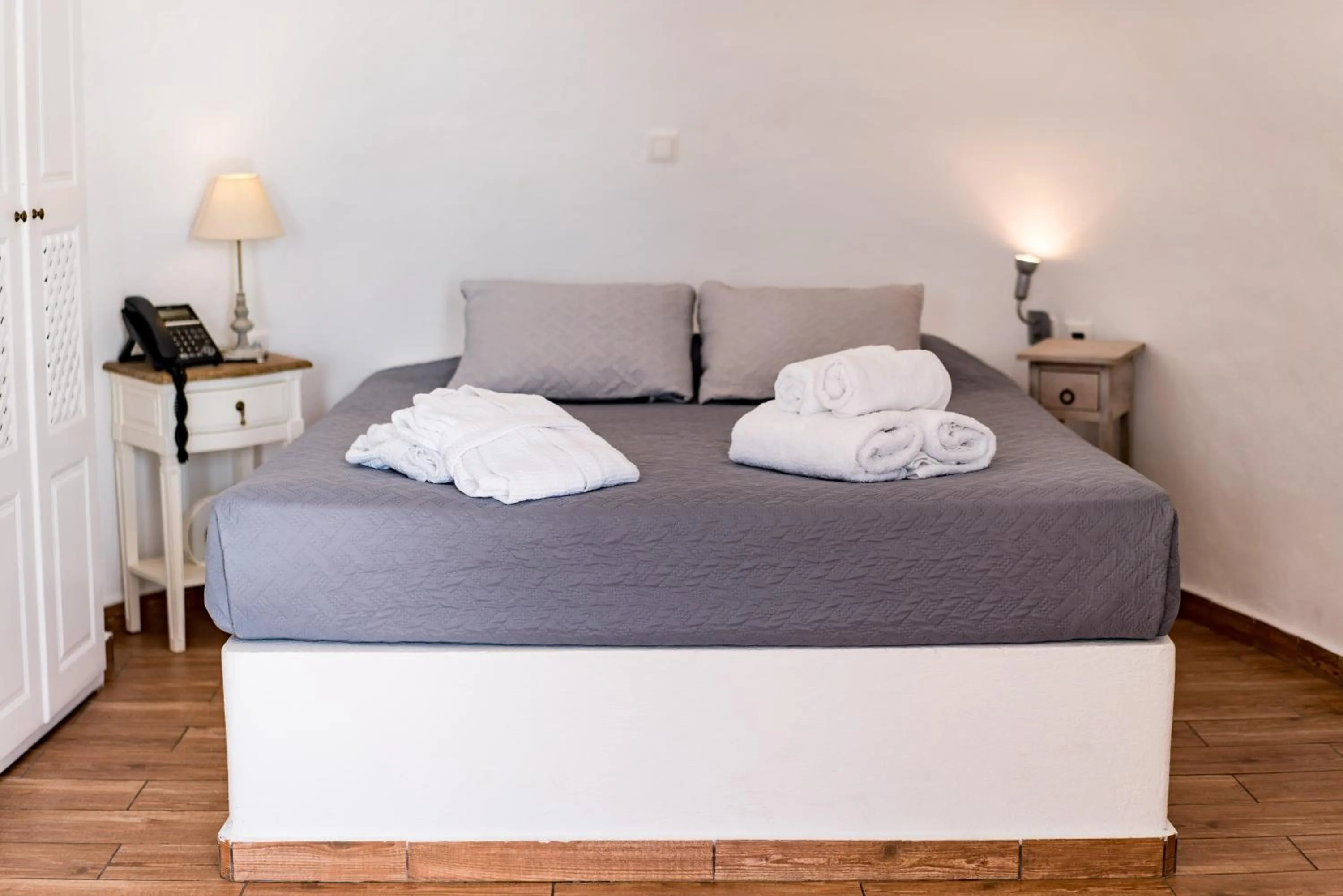 Bedroom, Bed in Aspa Caves