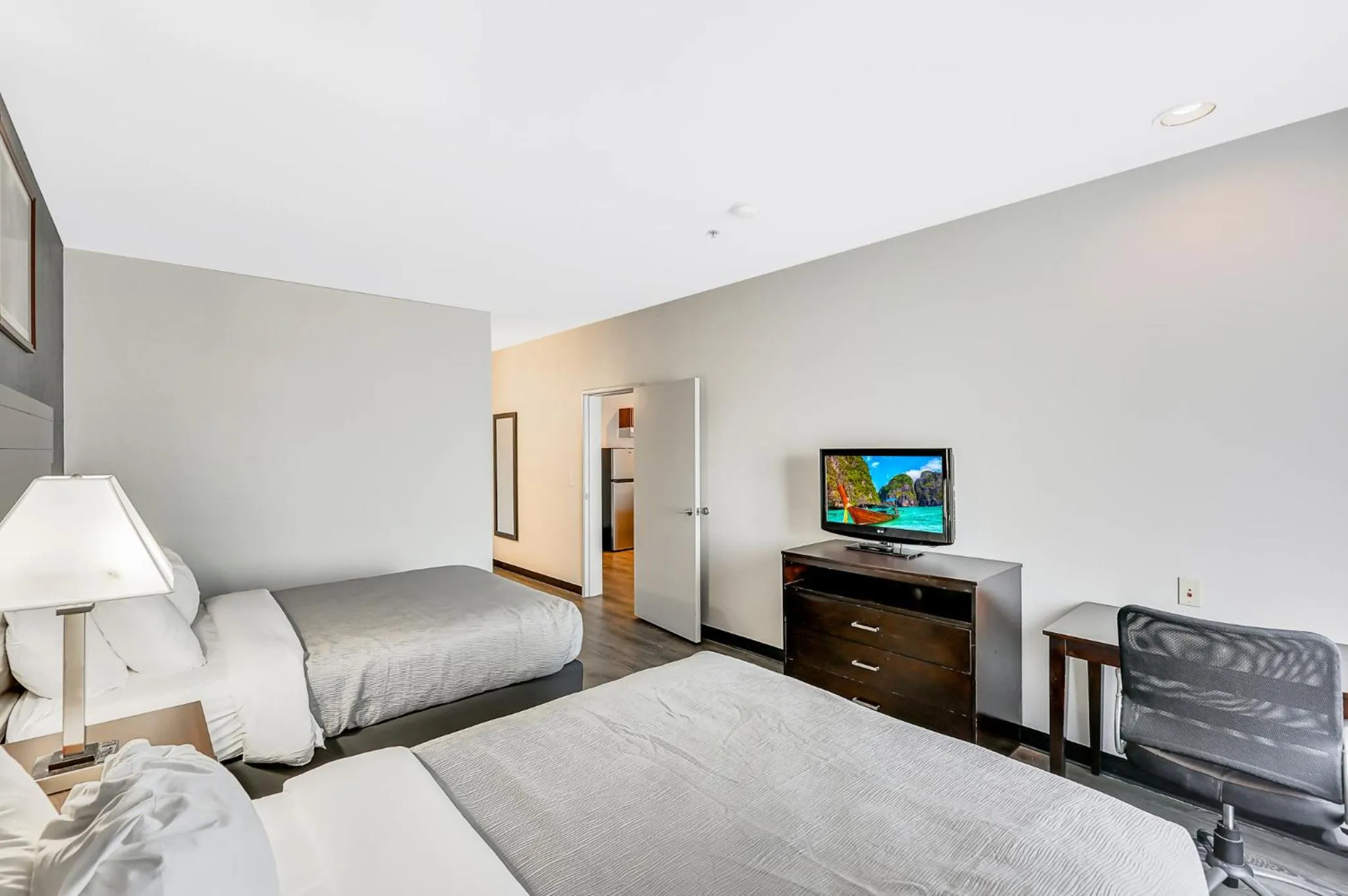 Bedroom, Bed in Quality Inn & Suites of Liberty Lake