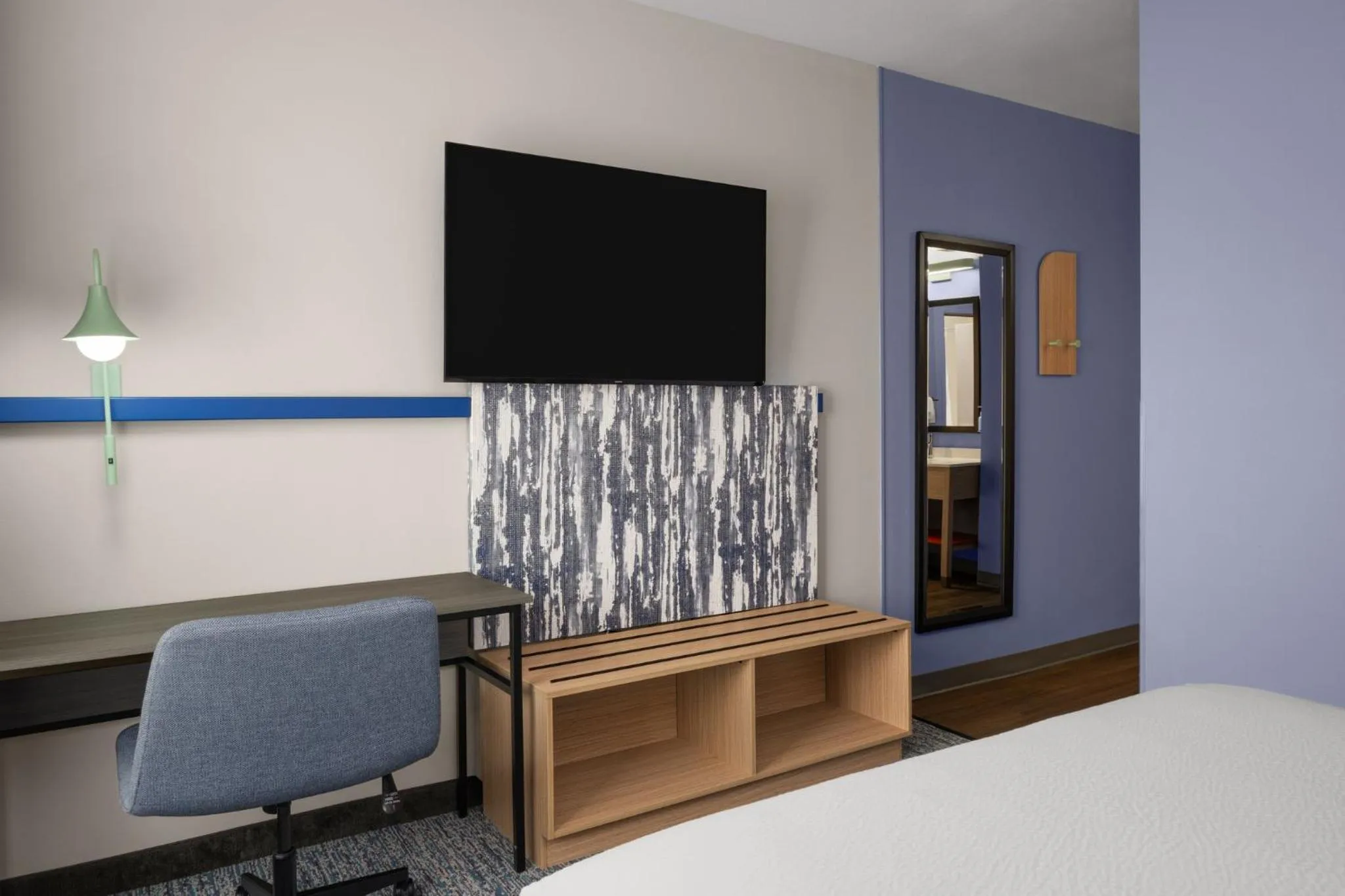 Photo of the whole room, Bed in Garner Hotel Liberty Lake by IHG