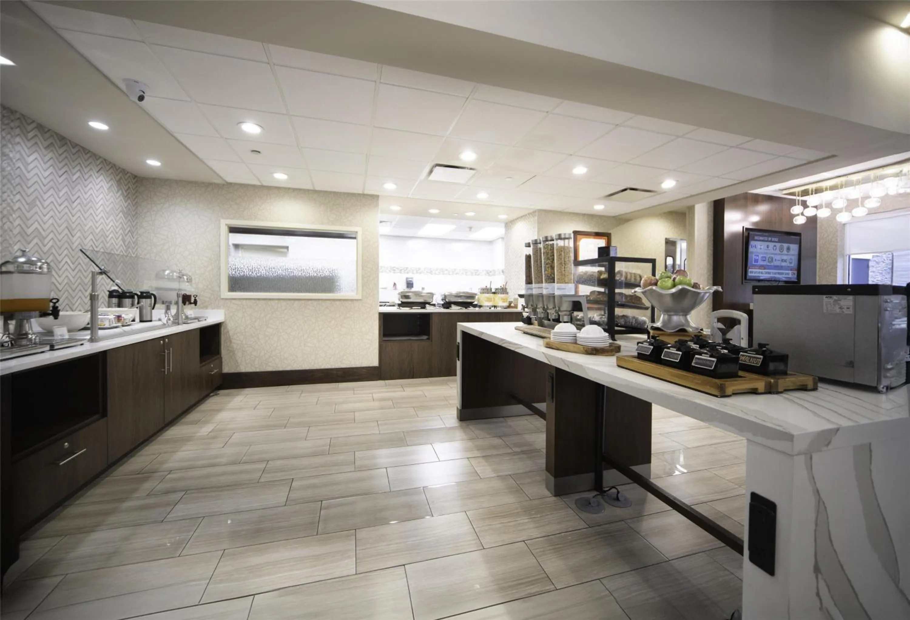 Breakfast in Hilton Garden Inn Fayetteville/Fort Bragg