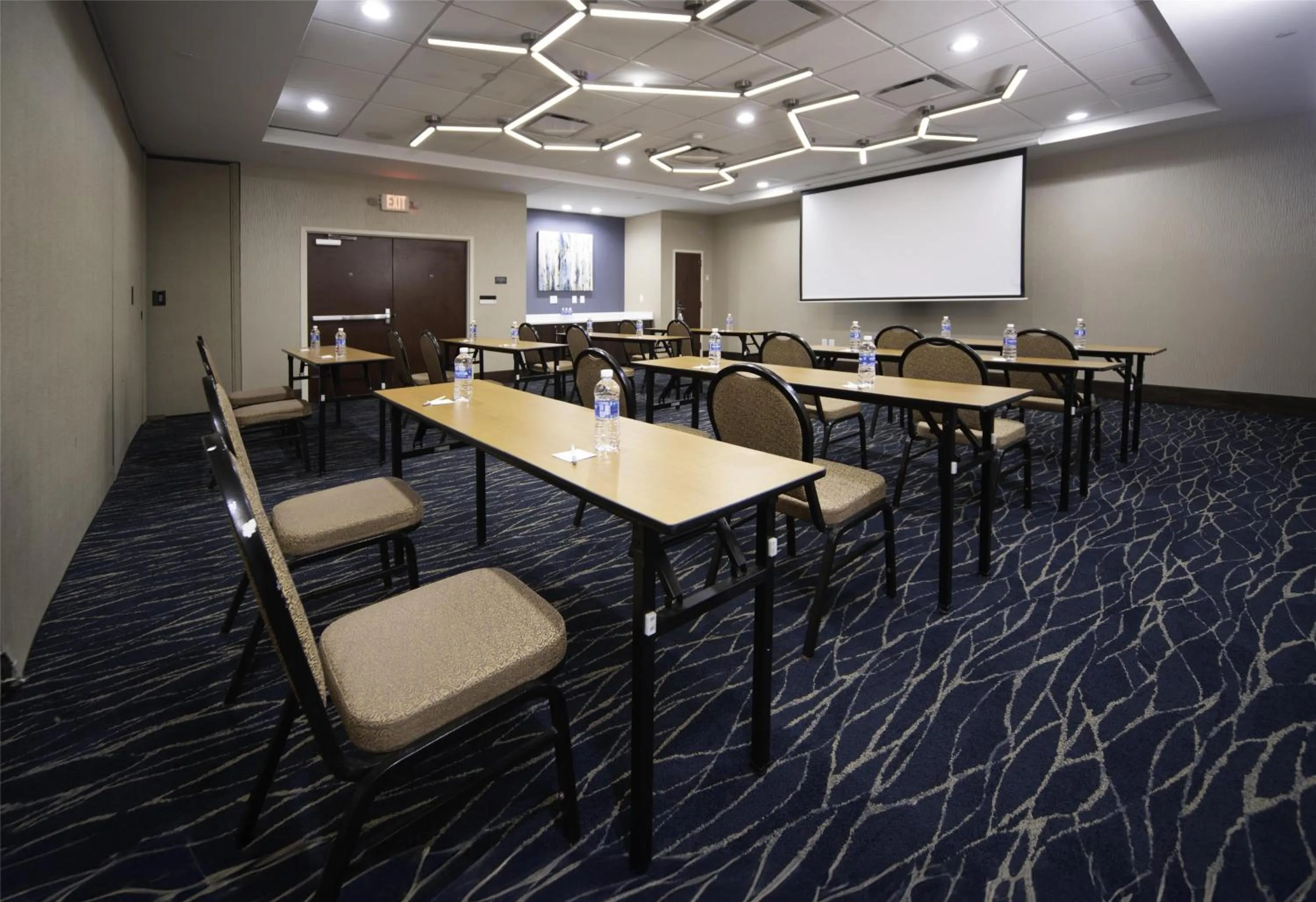 Meeting/conference room in Hilton Garden Inn Fayetteville/Fort Bragg