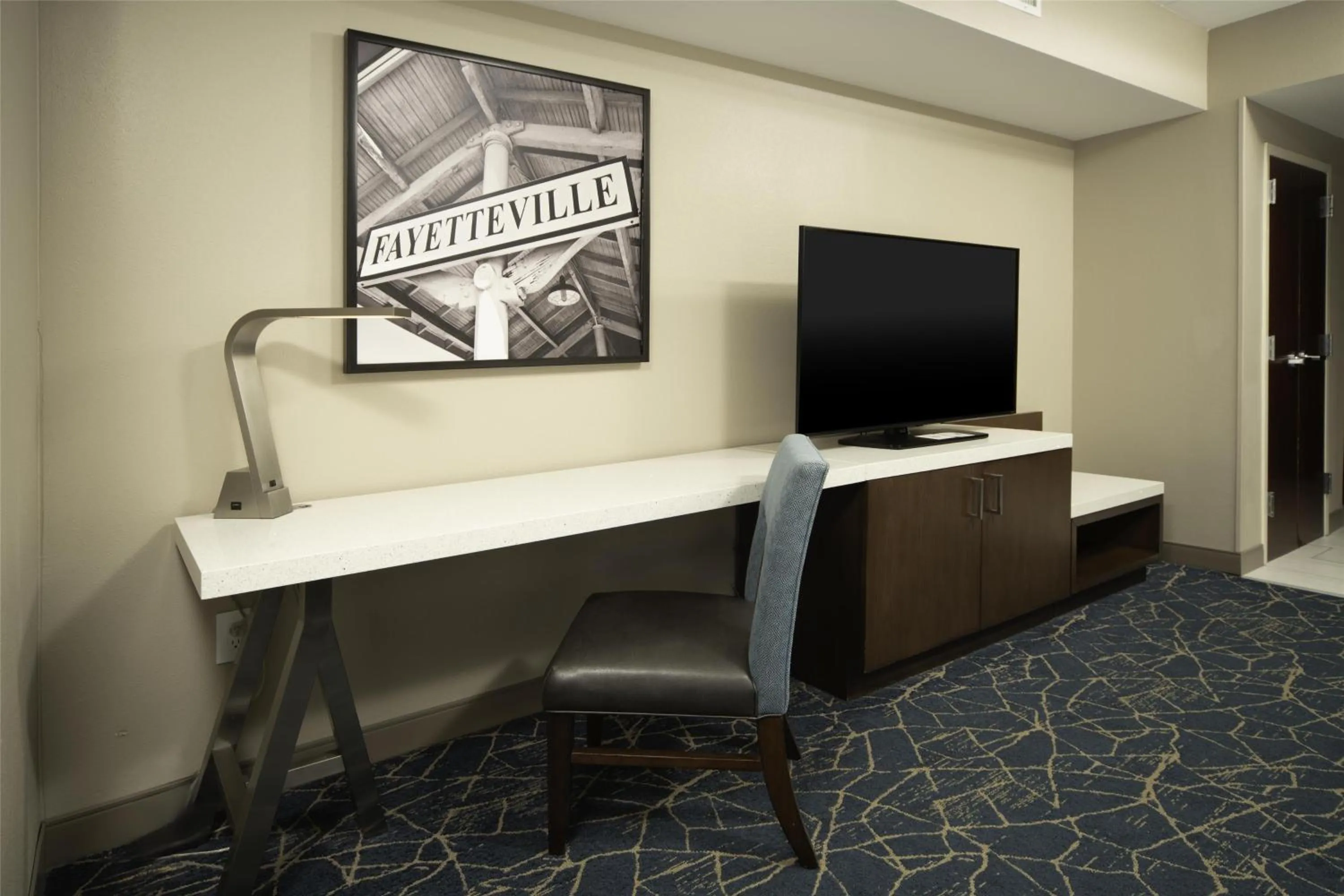 Bedroom in Hilton Garden Inn Fayetteville/Fort Bragg