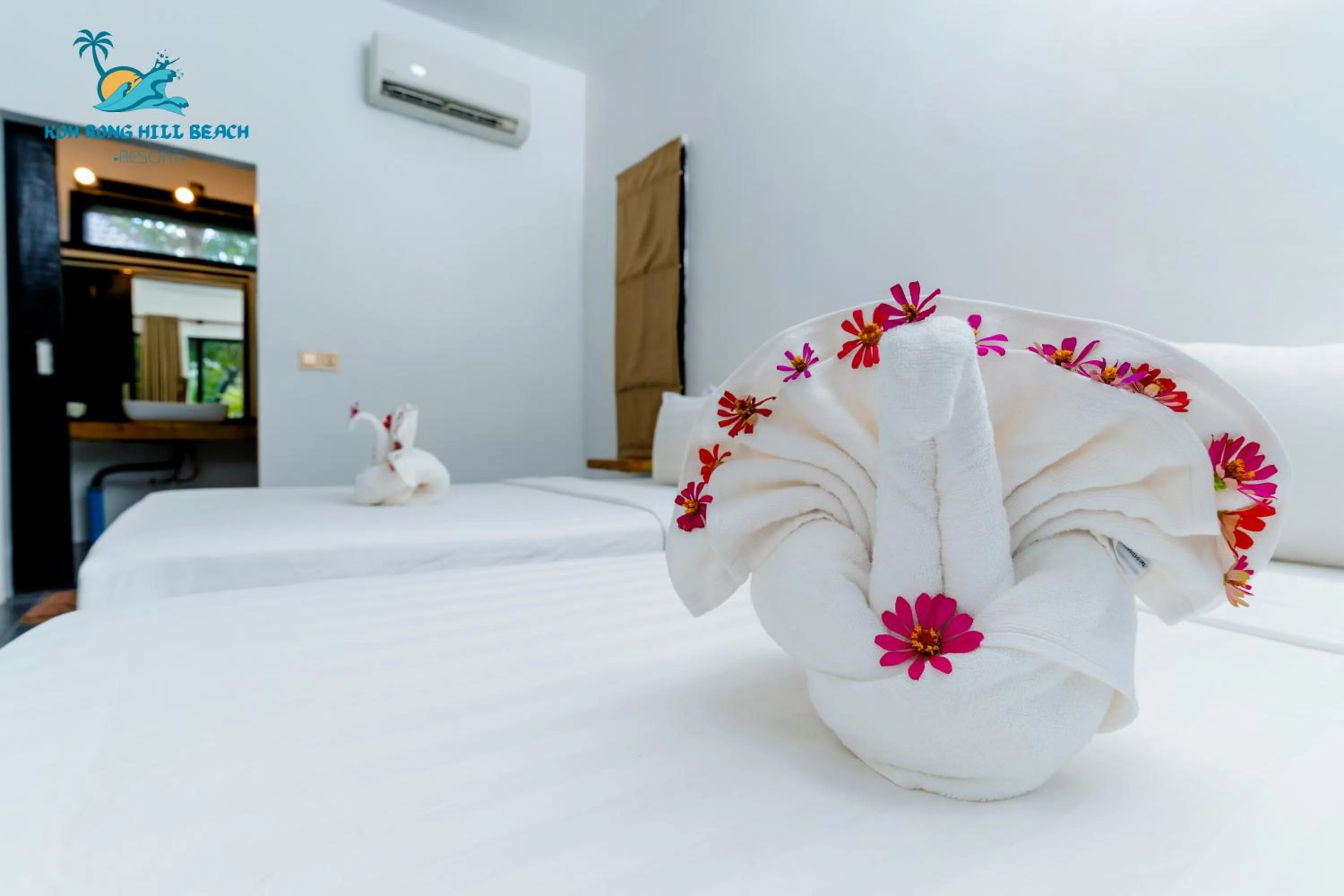 Photo of the whole room, Bed in Koh Rong Hill Beach Resort