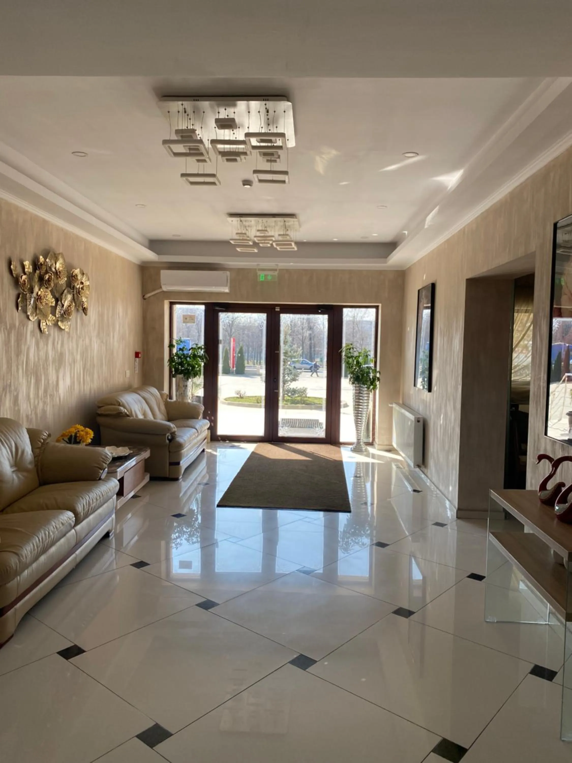 Property building in Hotel Terra Iasi