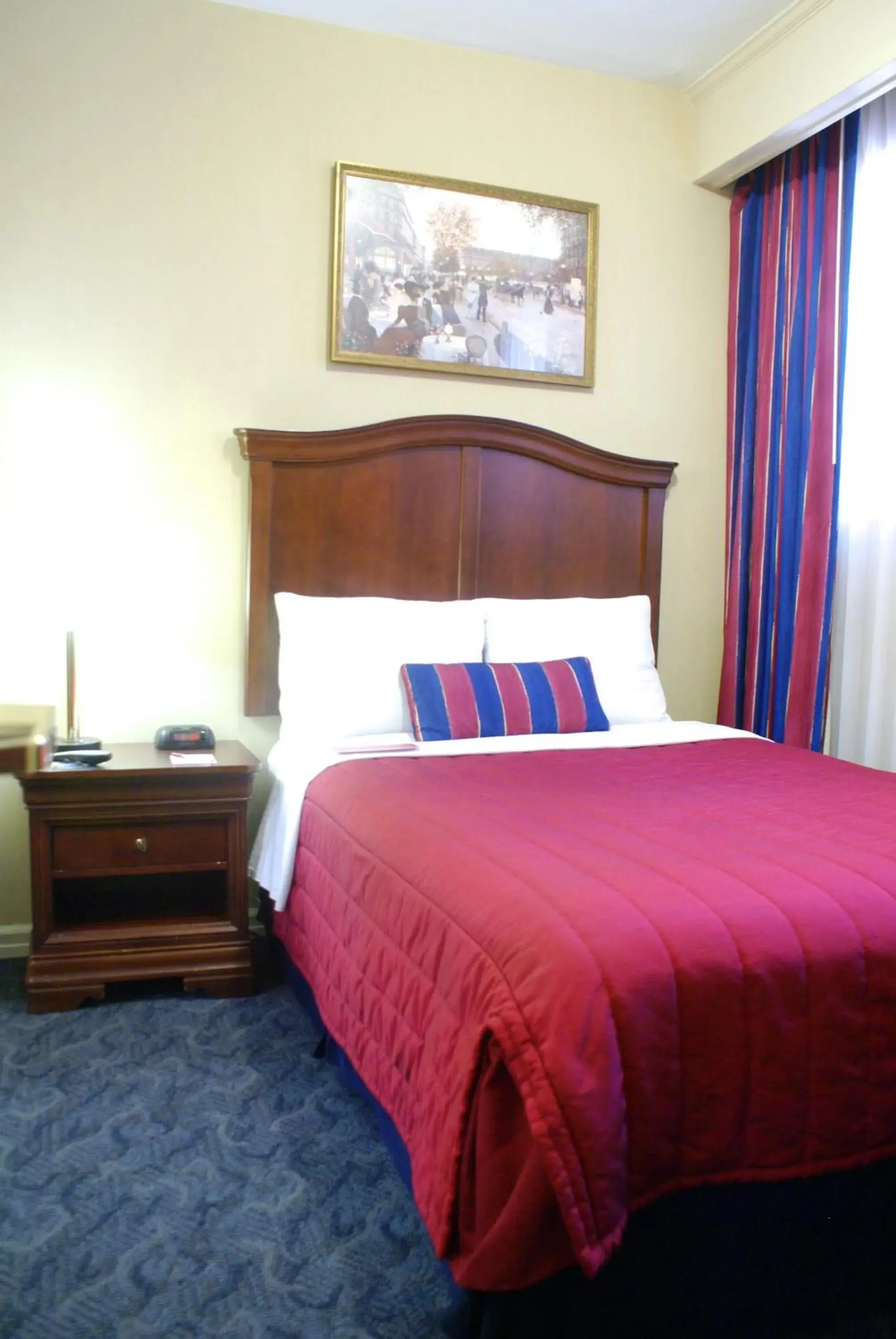 Business Queen Room - Non-Smoking in Ramada by Wyndham Jersey City Business Queen Room - Non-Smoking in Ramada by Wyndham Jersey City