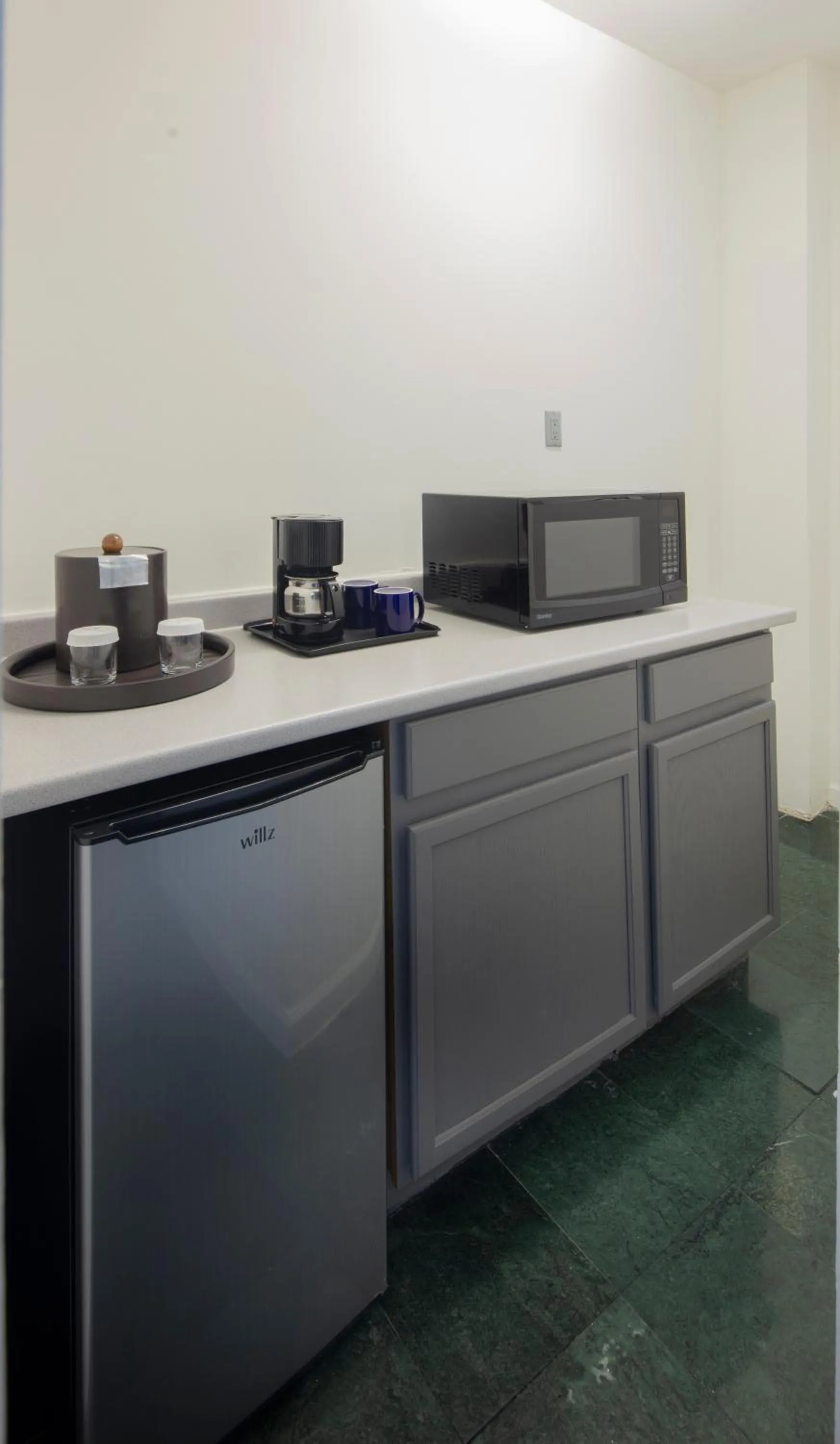 microwave in Ramada by Wyndham Jersey City